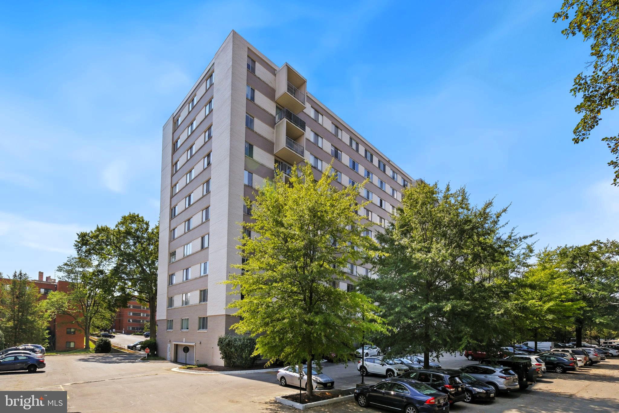 WHITEHALL - Residential