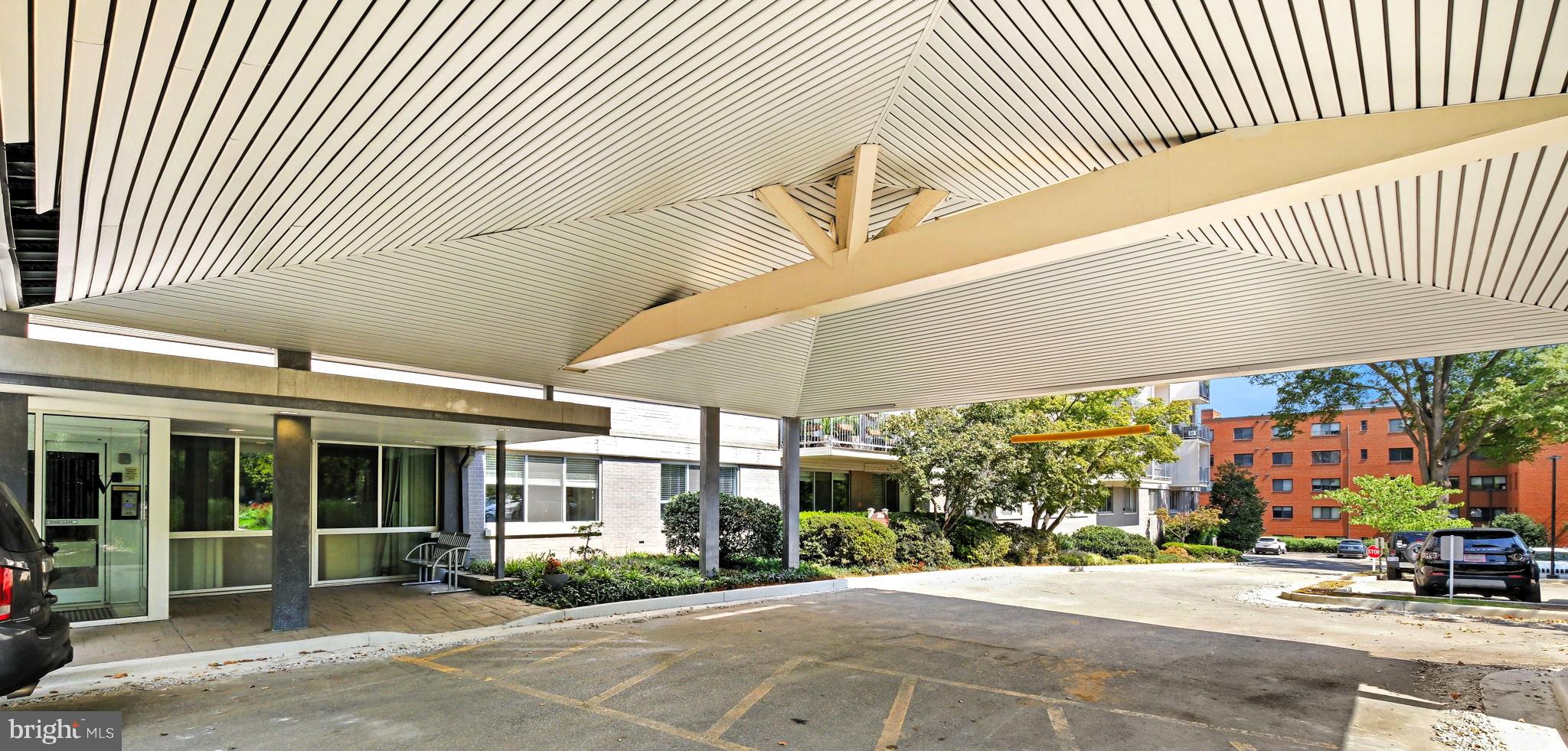 WHITEHALL - Residential