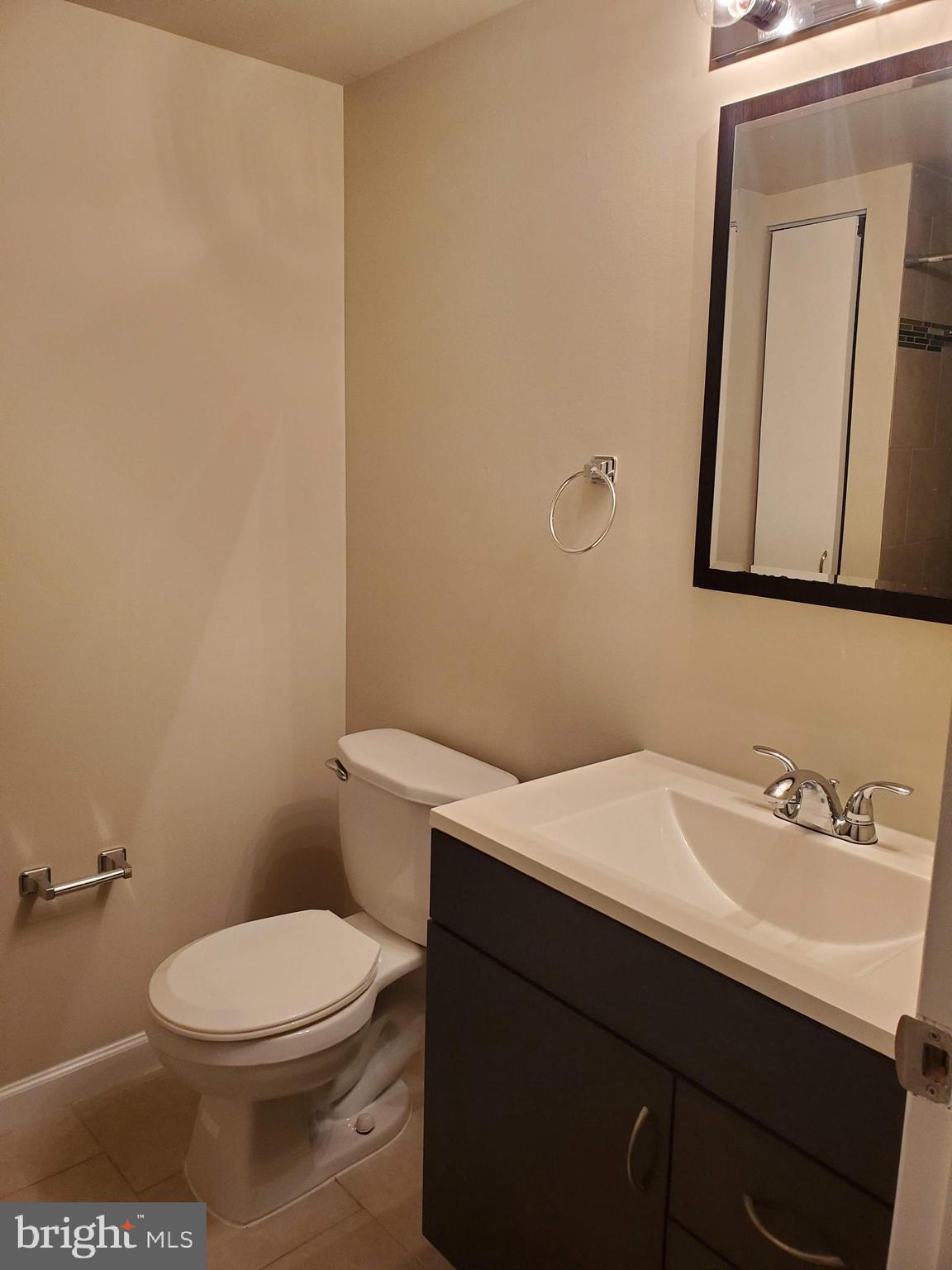 MONIKA COURTS - Residential Lease