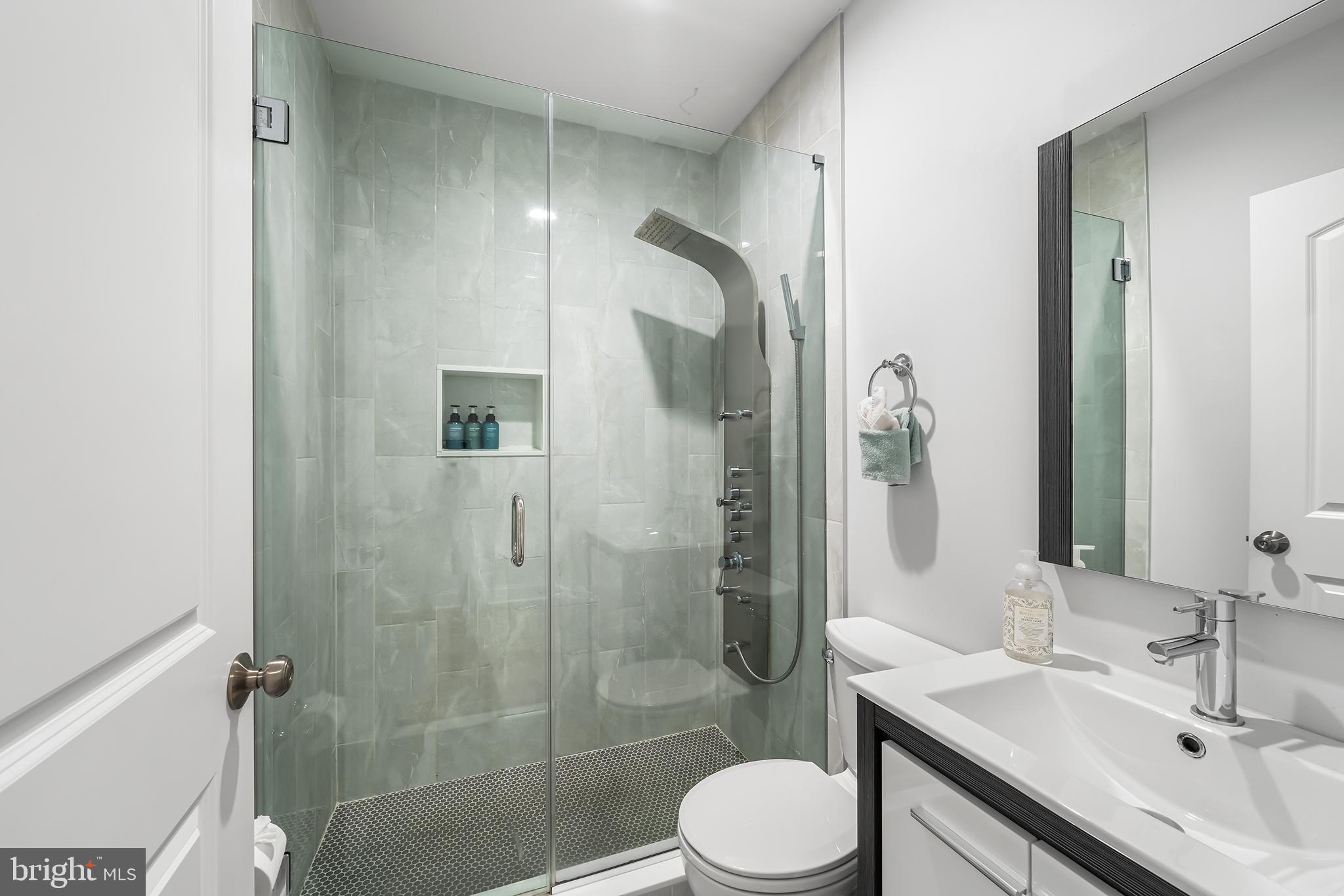 EAST PASSYUNK CROSSING - Residential