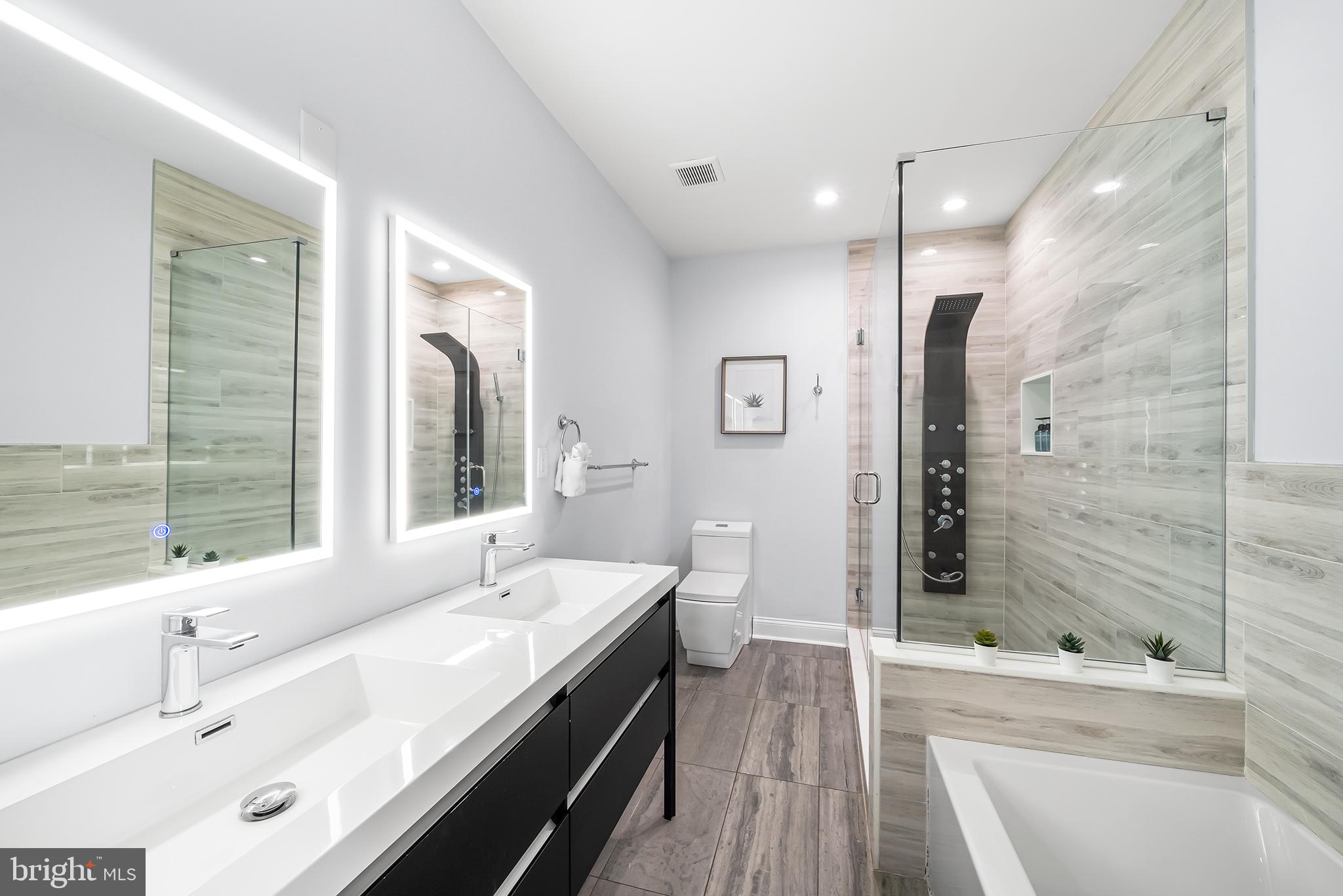 EAST PASSYUNK CROSSING - Residential