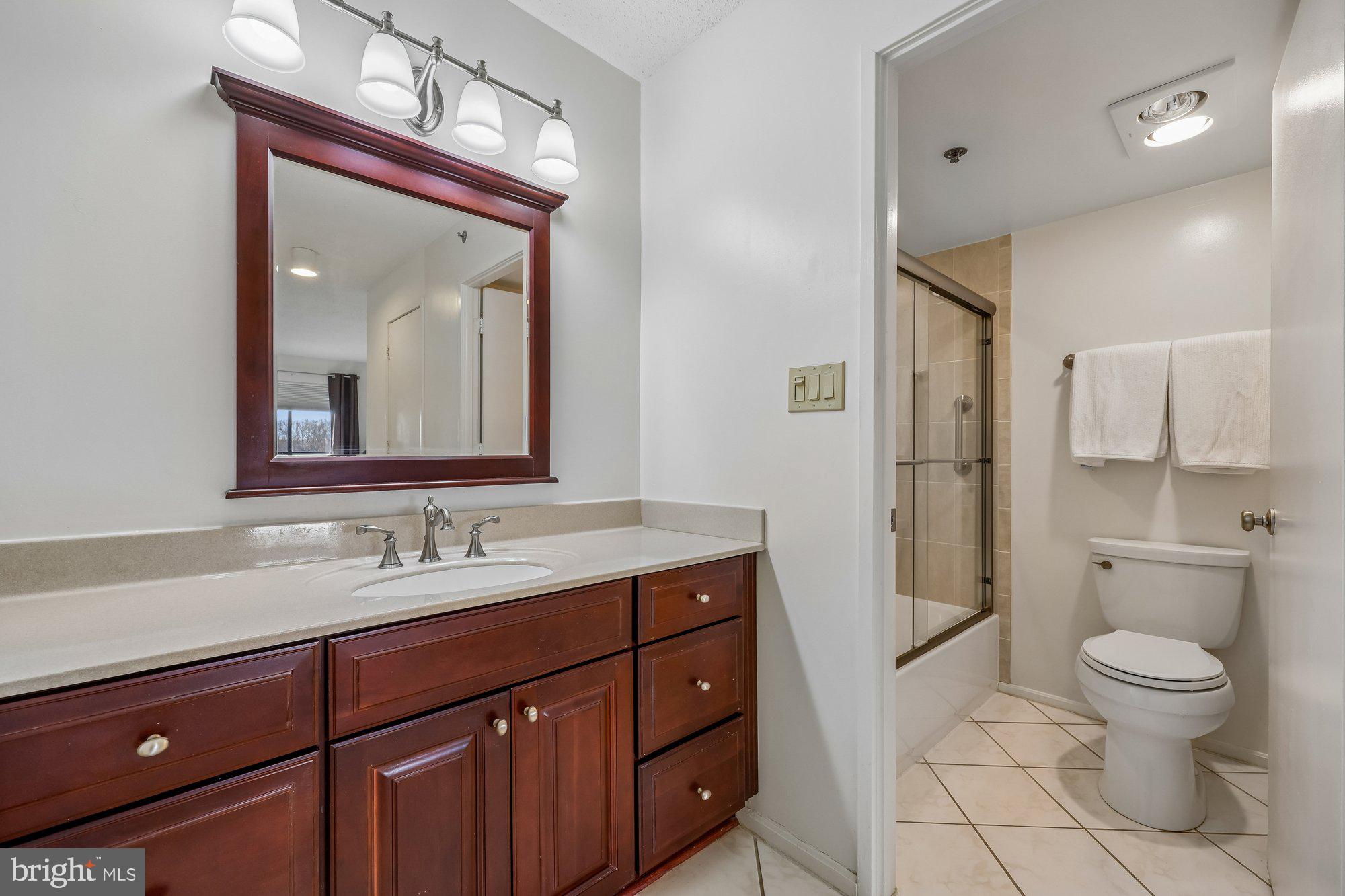 FAIRWAYS SOUTH - Residential