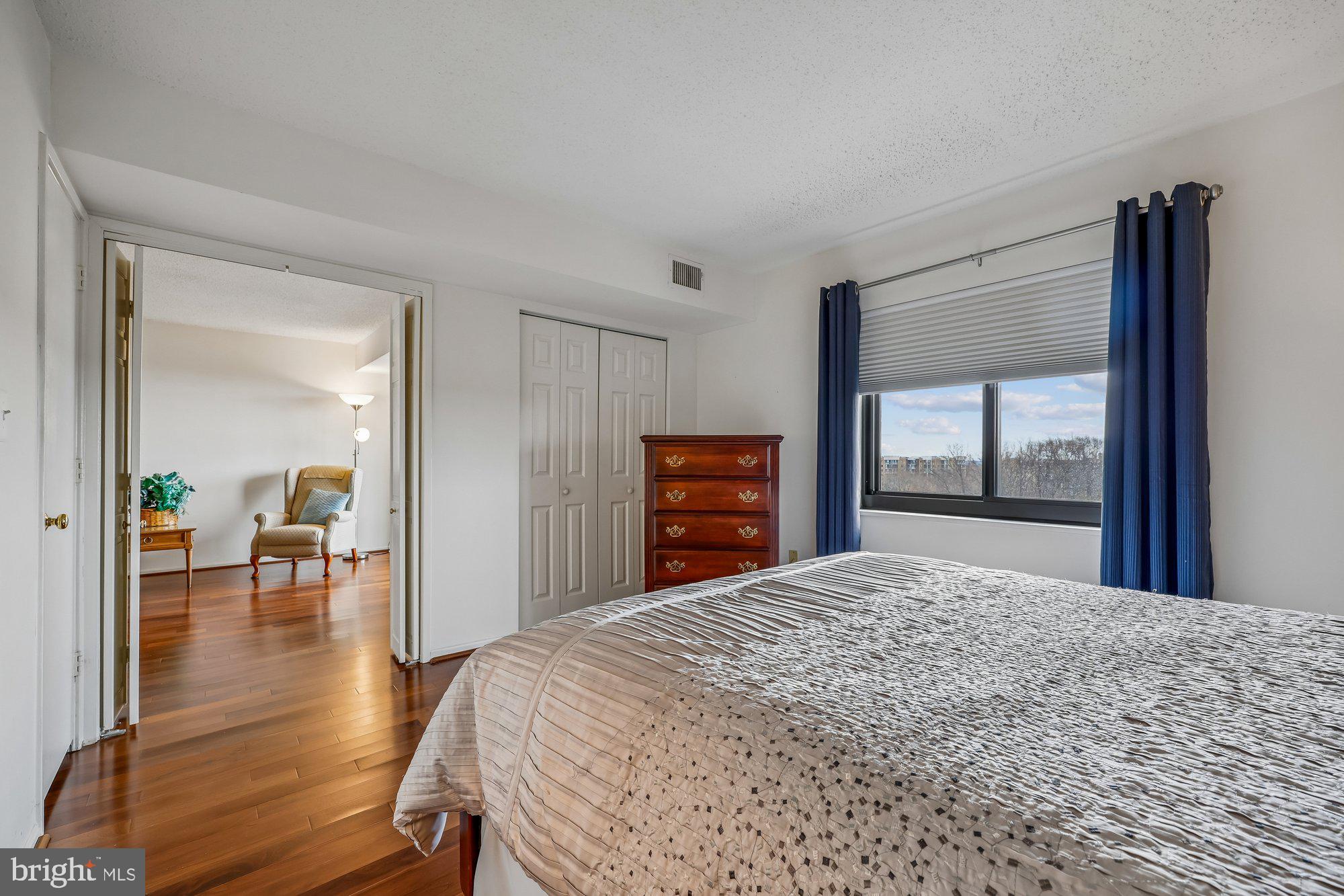 FAIRWAYS SOUTH - Residential