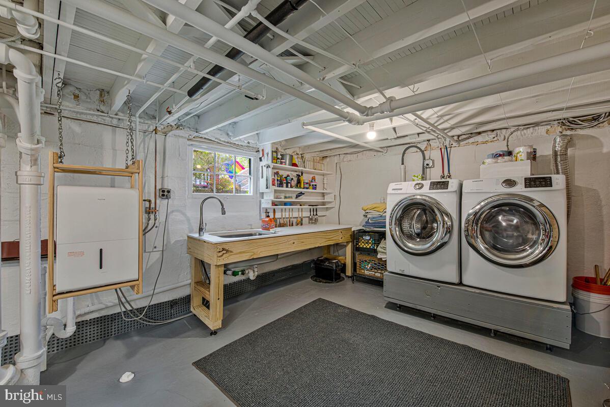 HYATTSVILLE HILLS - Residential