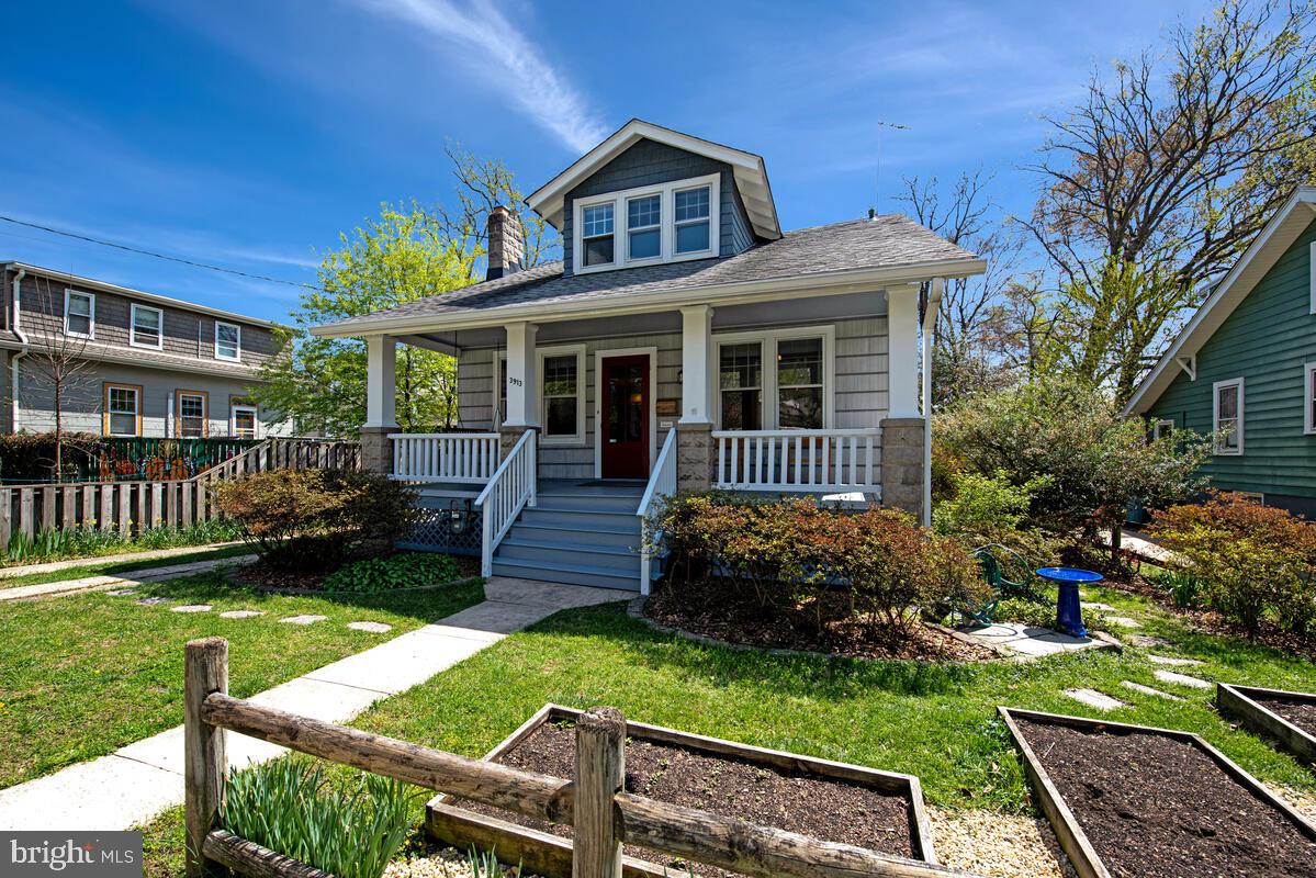 HYATTSVILLE HILLS - Residential