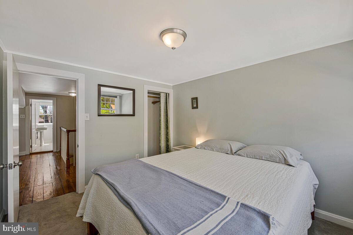 HYATTSVILLE HILLS - Residential