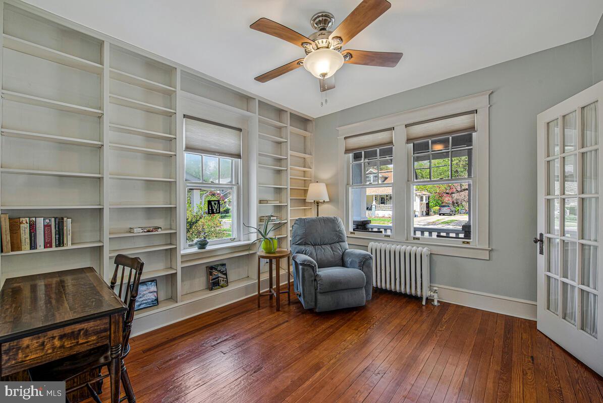 HYATTSVILLE HILLS - Residential