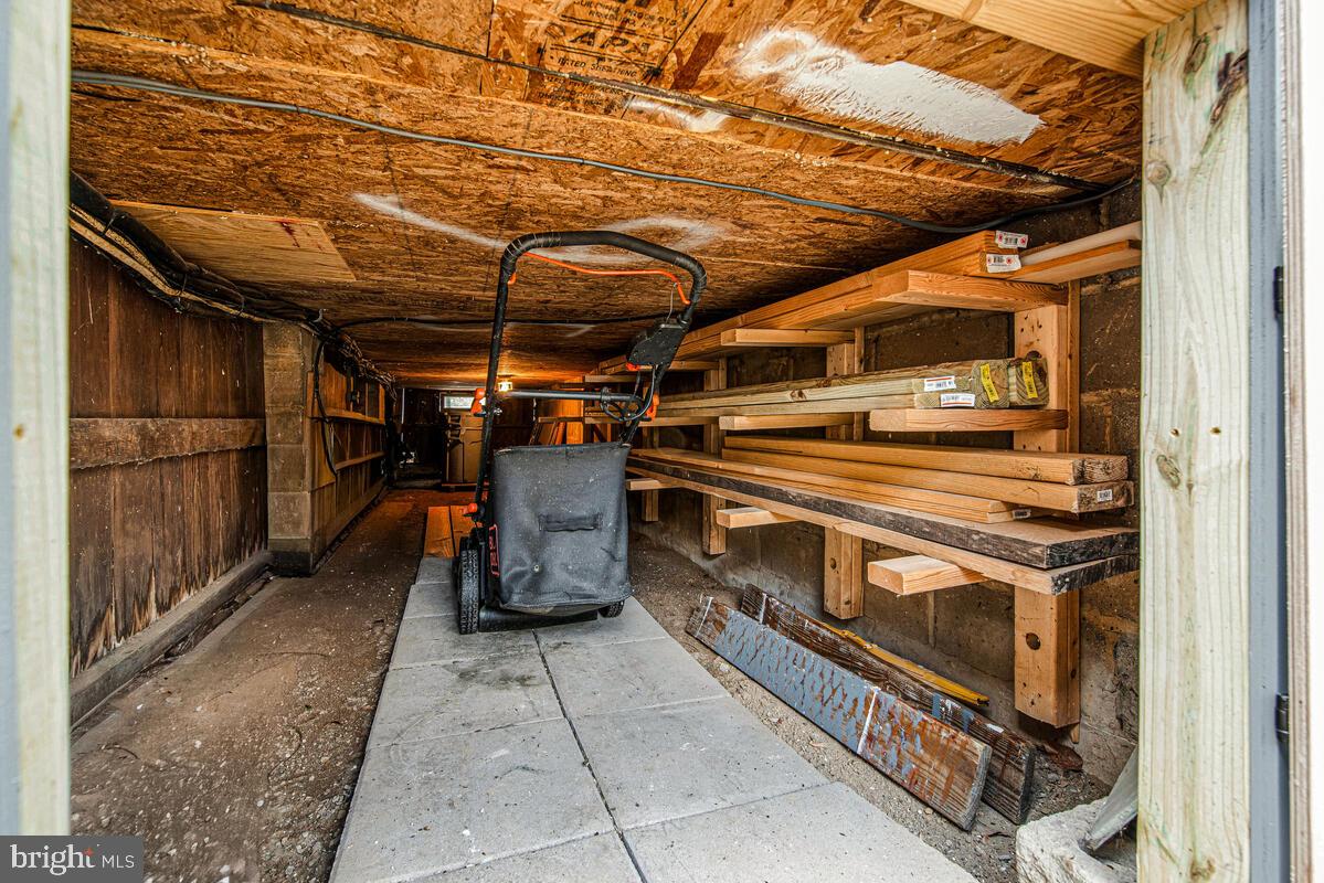 HYATTSVILLE HILLS - Residential