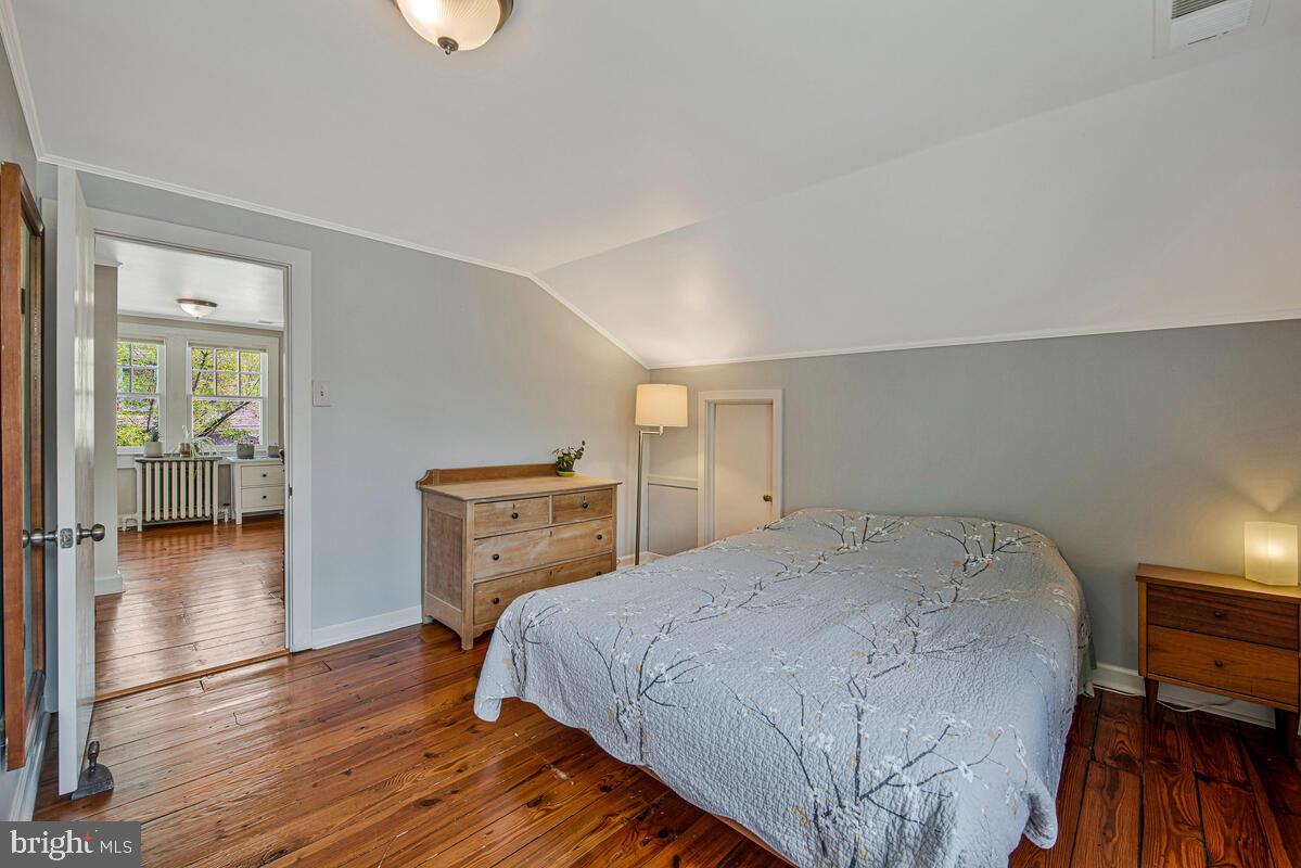 HYATTSVILLE HILLS - Residential