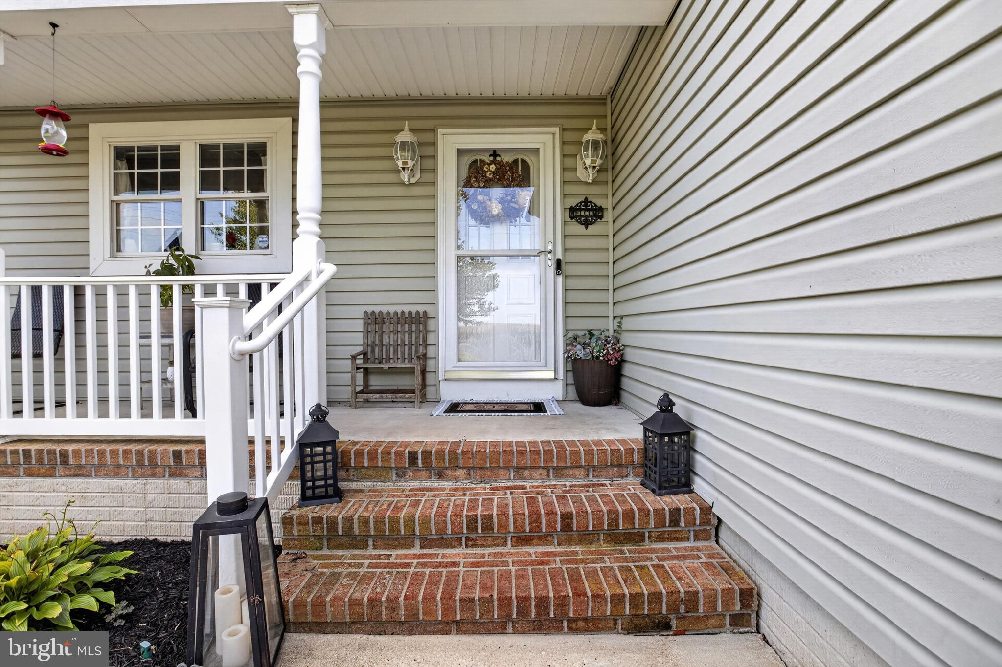 1673 CANTERBURY ROAD