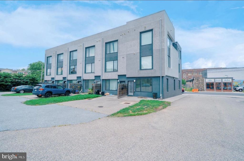 Photo of 706 N 7th Street #A, PHILADELPHIA, PA 19123 (MLS # PAPH2563168)