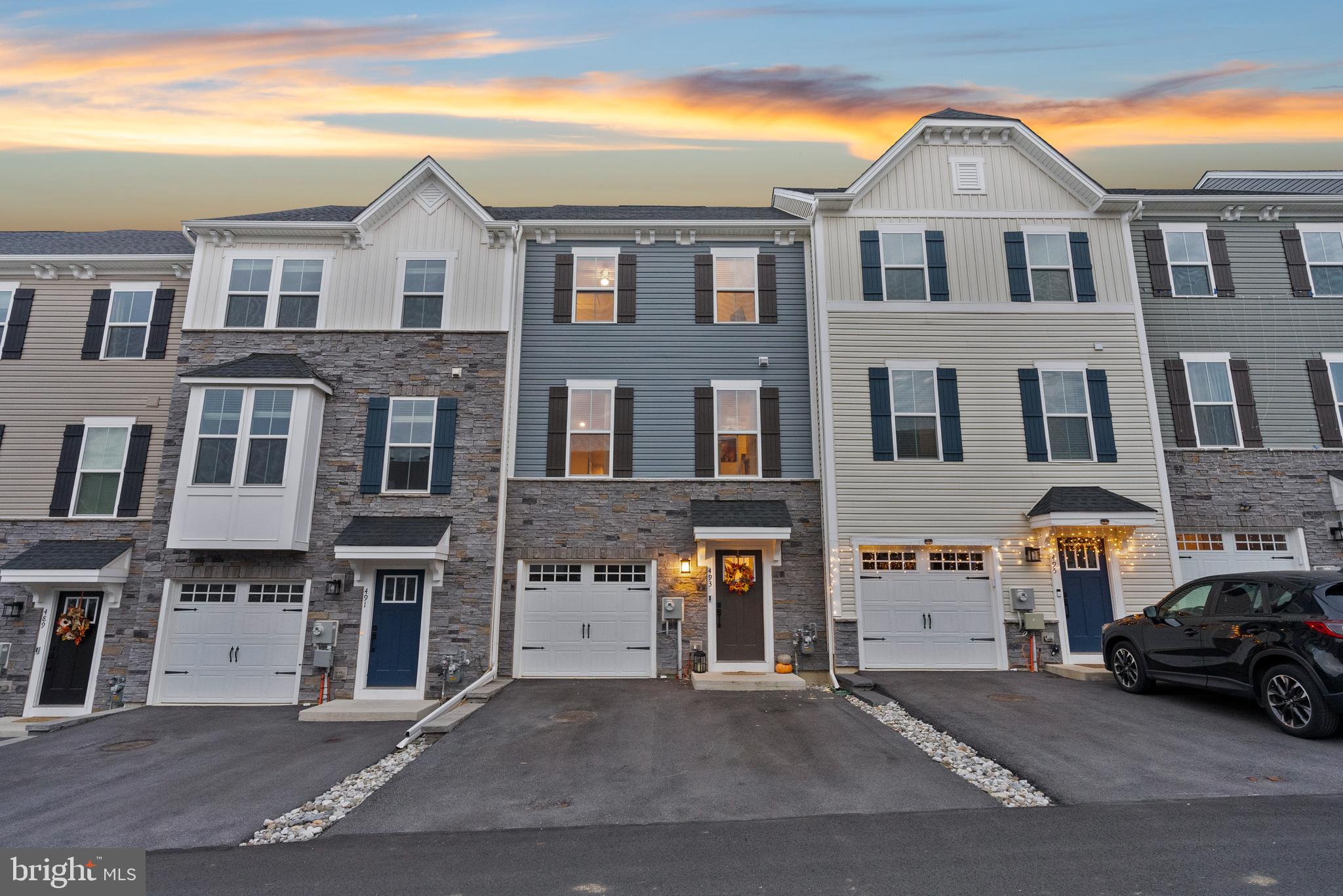 MAPLEVIEW - Residential