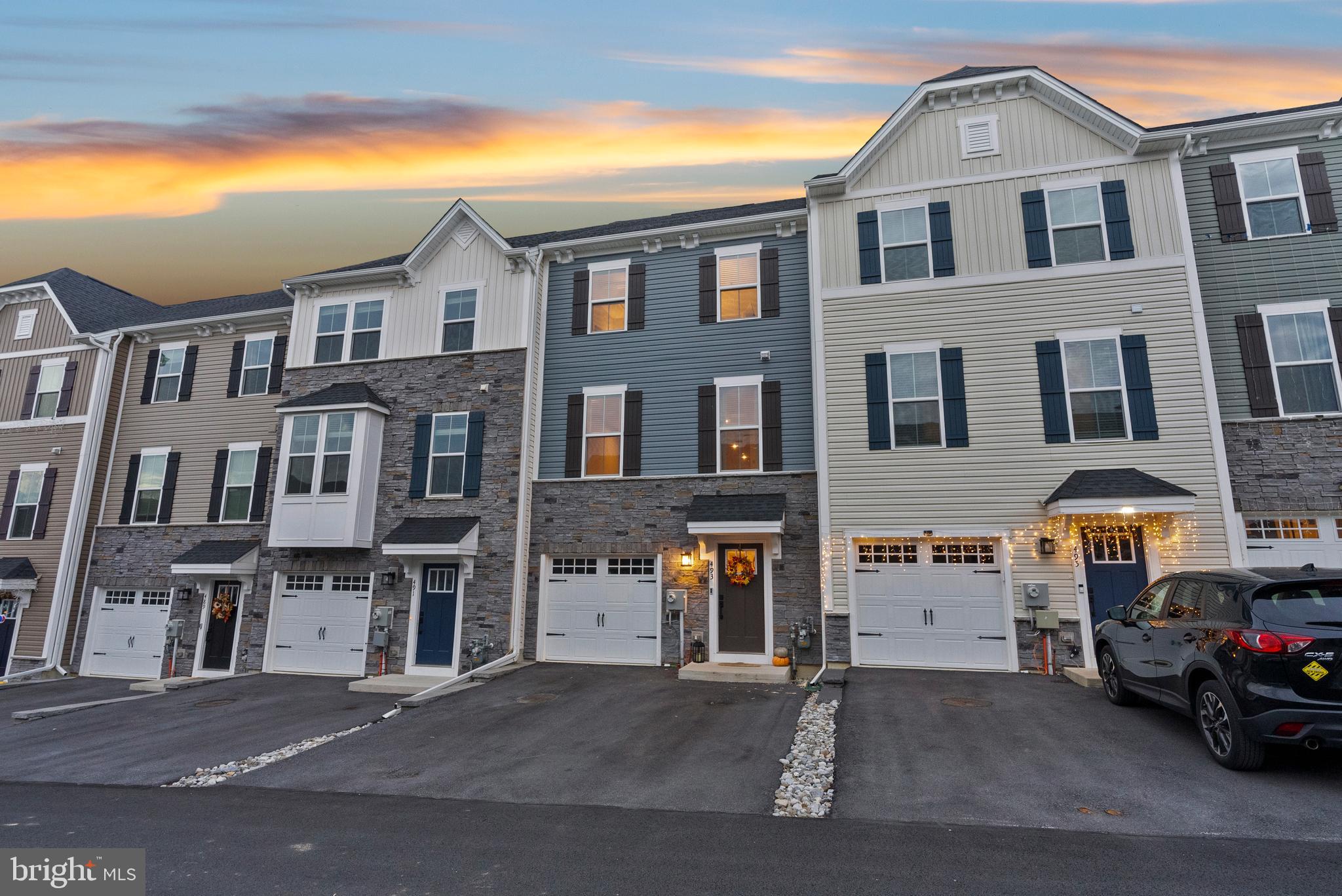 MAPLEVIEW - Residential