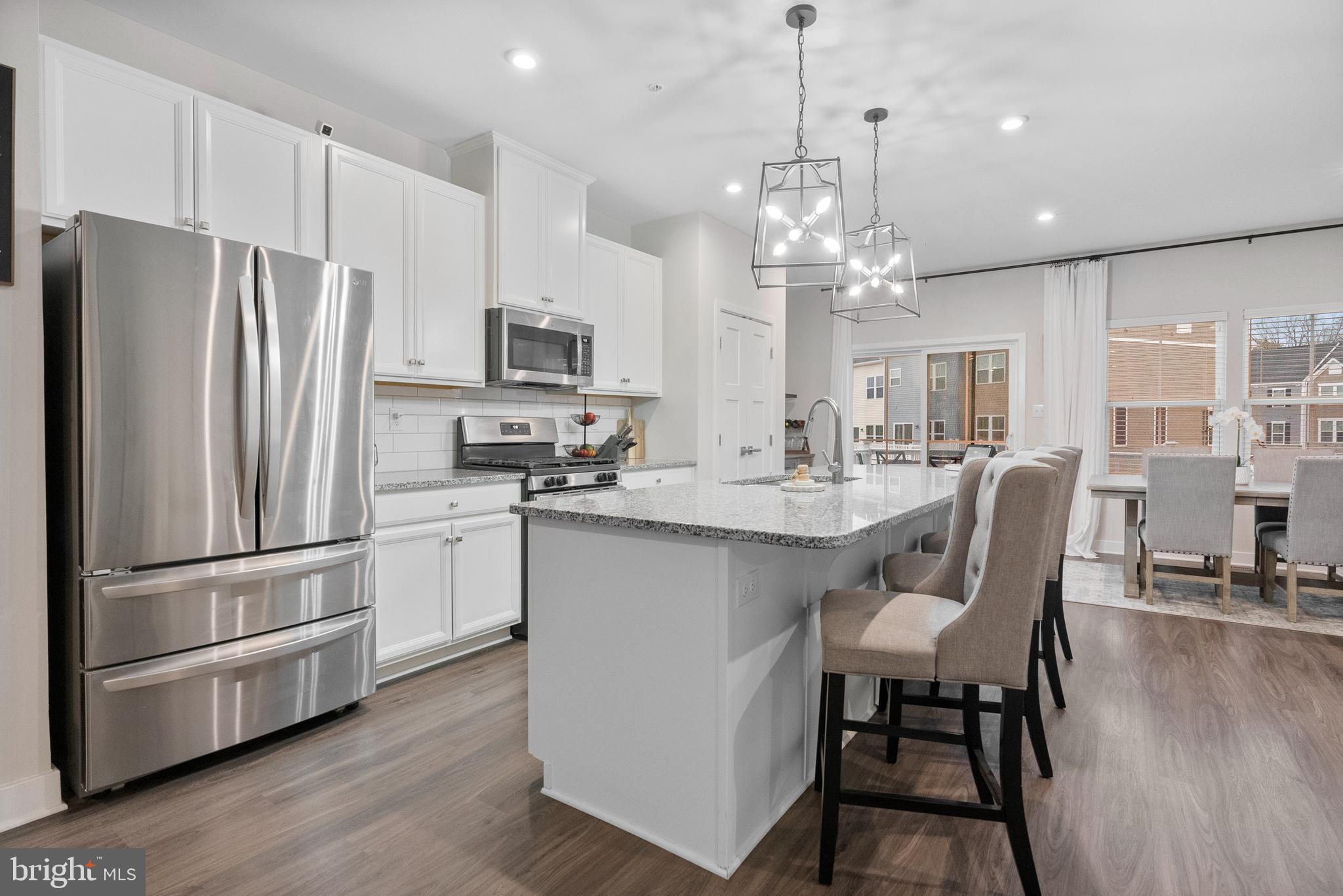 MAPLEVIEW - Residential