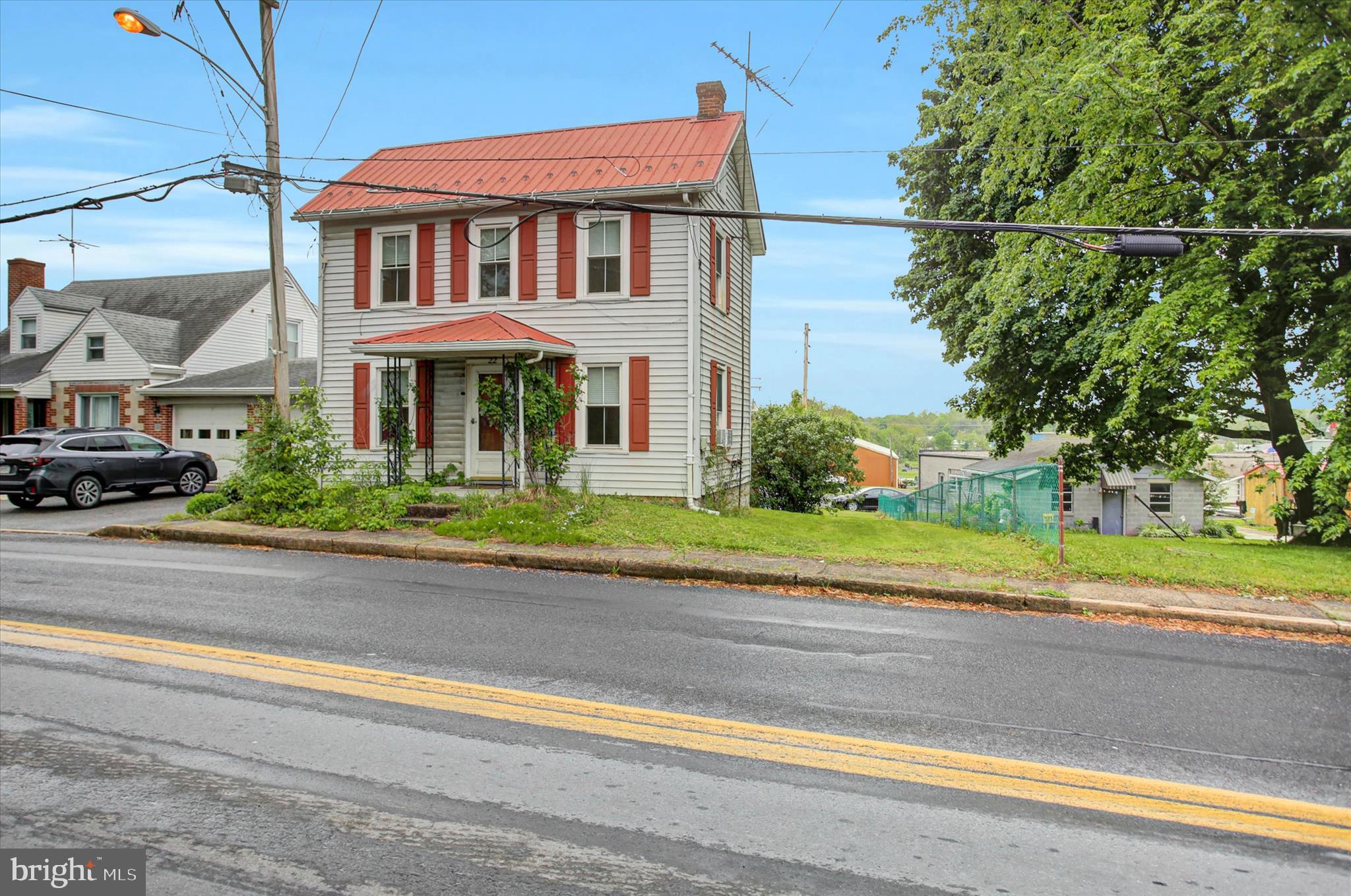 22 LOUDON ROAD