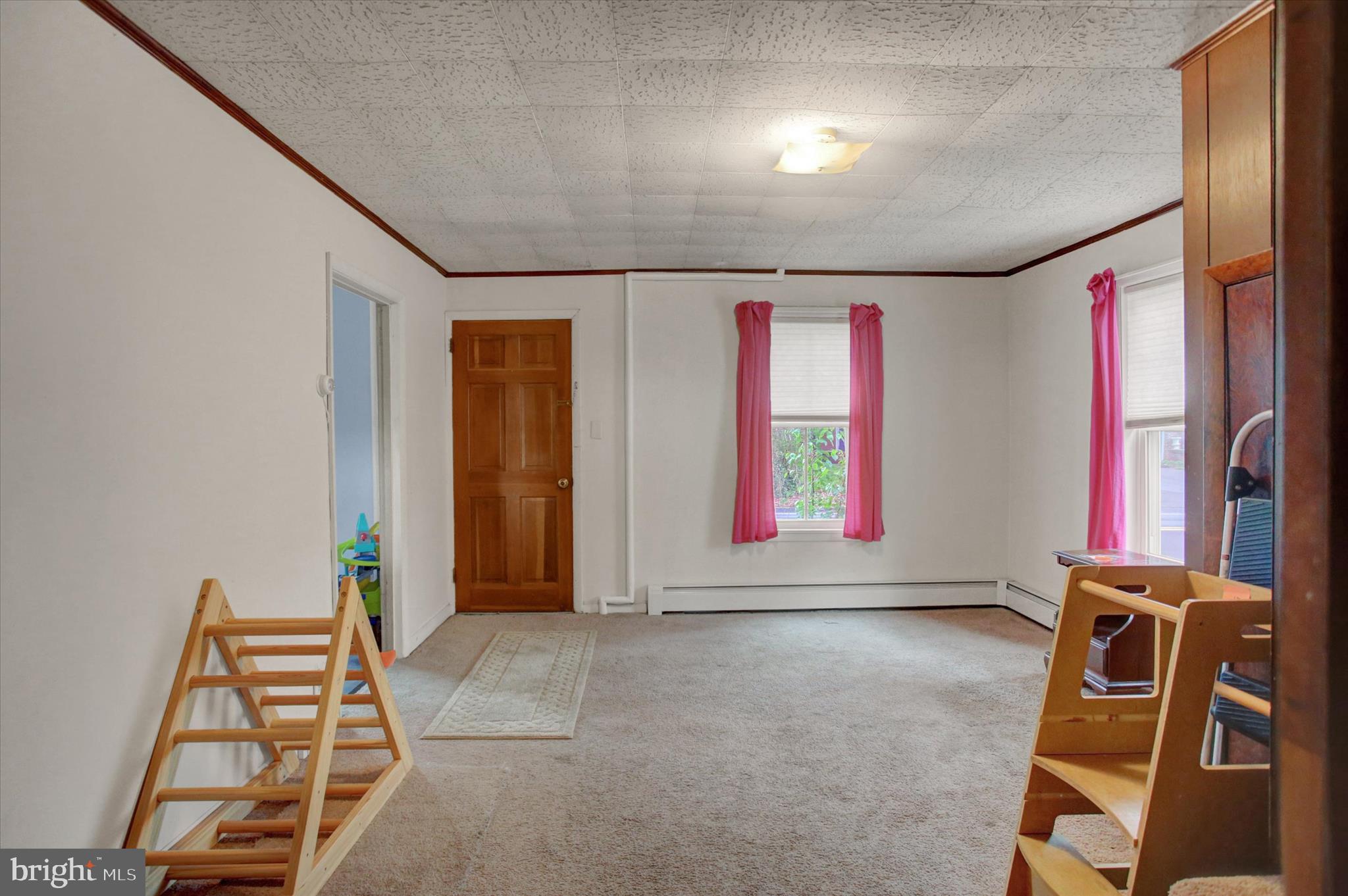 22 LOUDON ROAD
