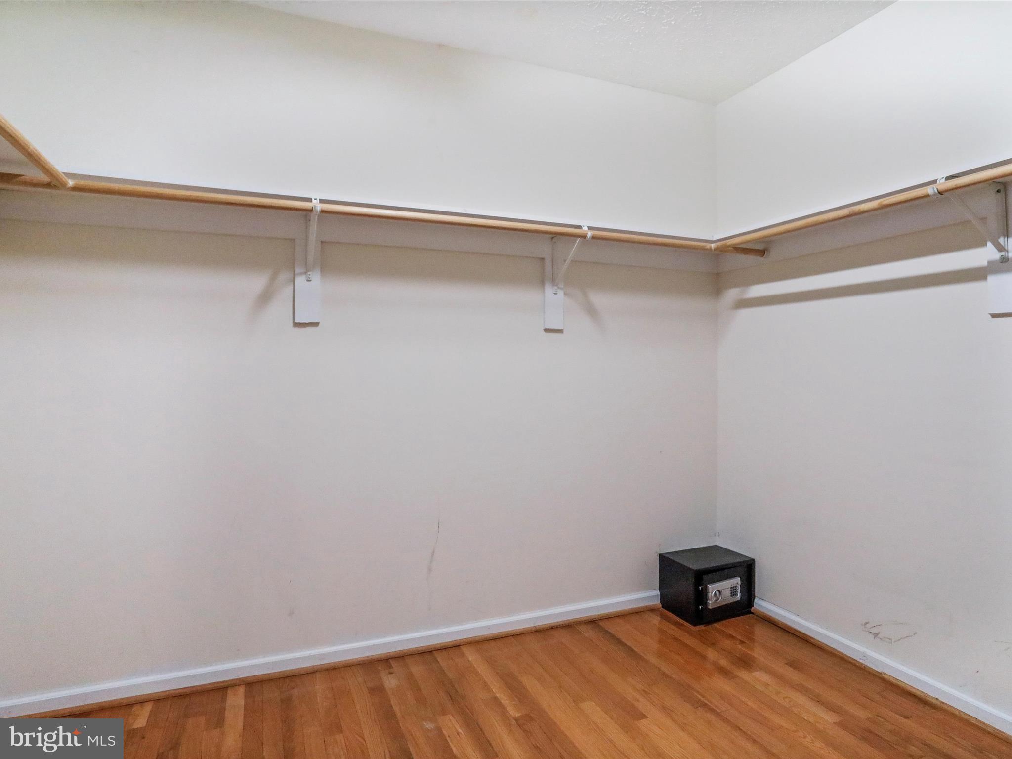 LITTLE CREEK - Residential