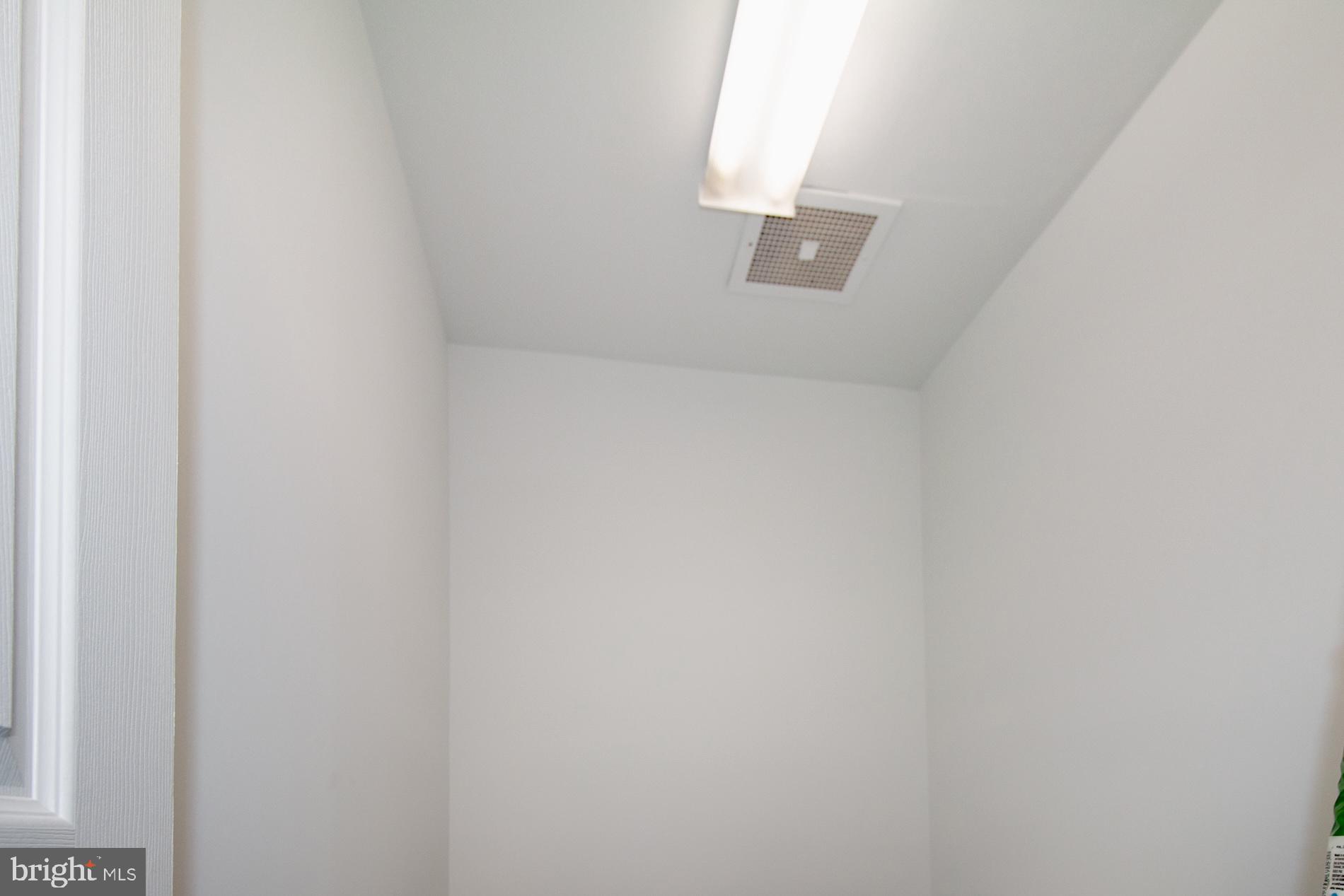 PATRIOT SQUARE - Commercial Lease