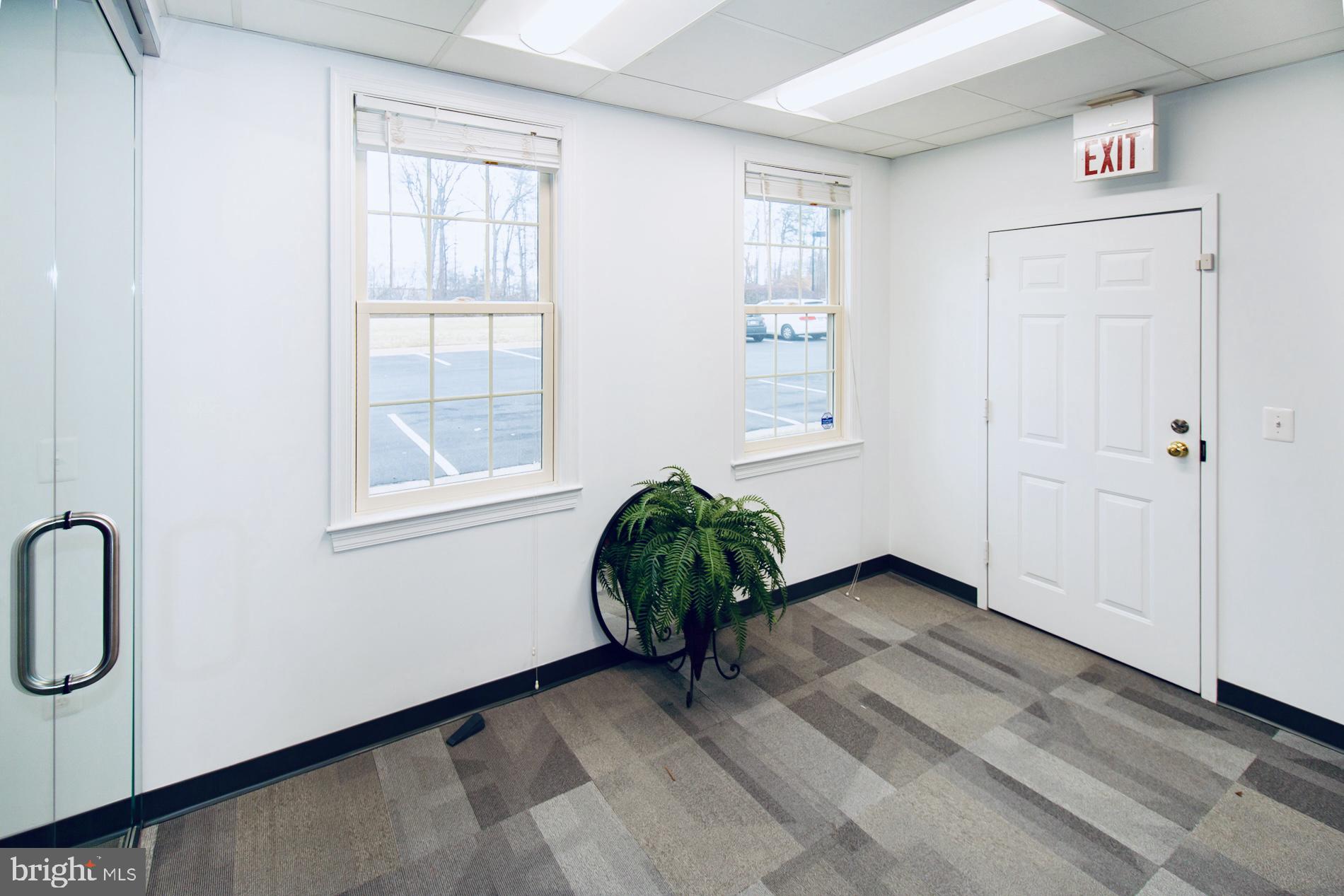 PATRIOT SQUARE - Commercial Lease