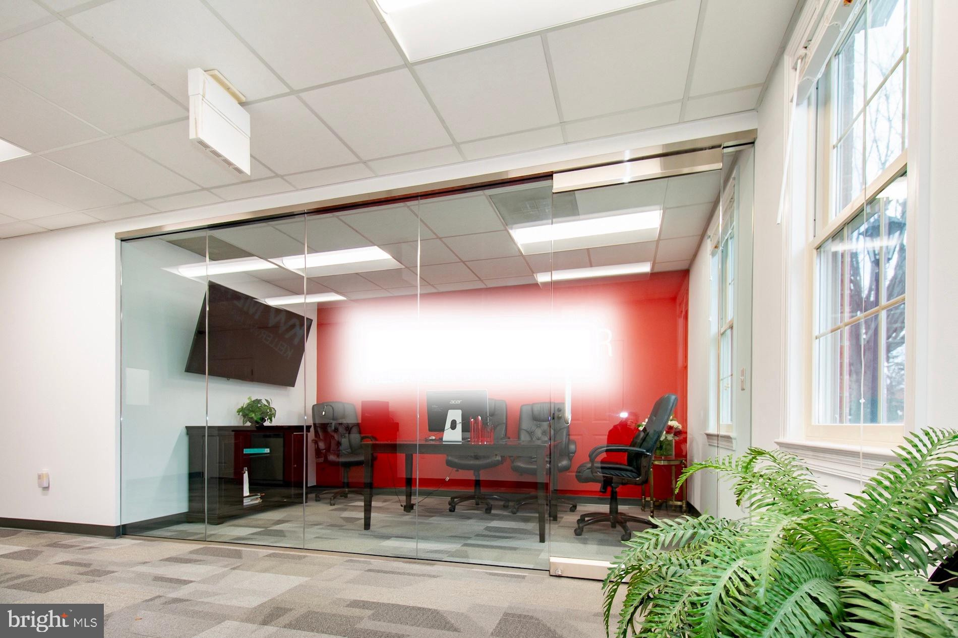 PATRIOT SQUARE - Commercial Lease