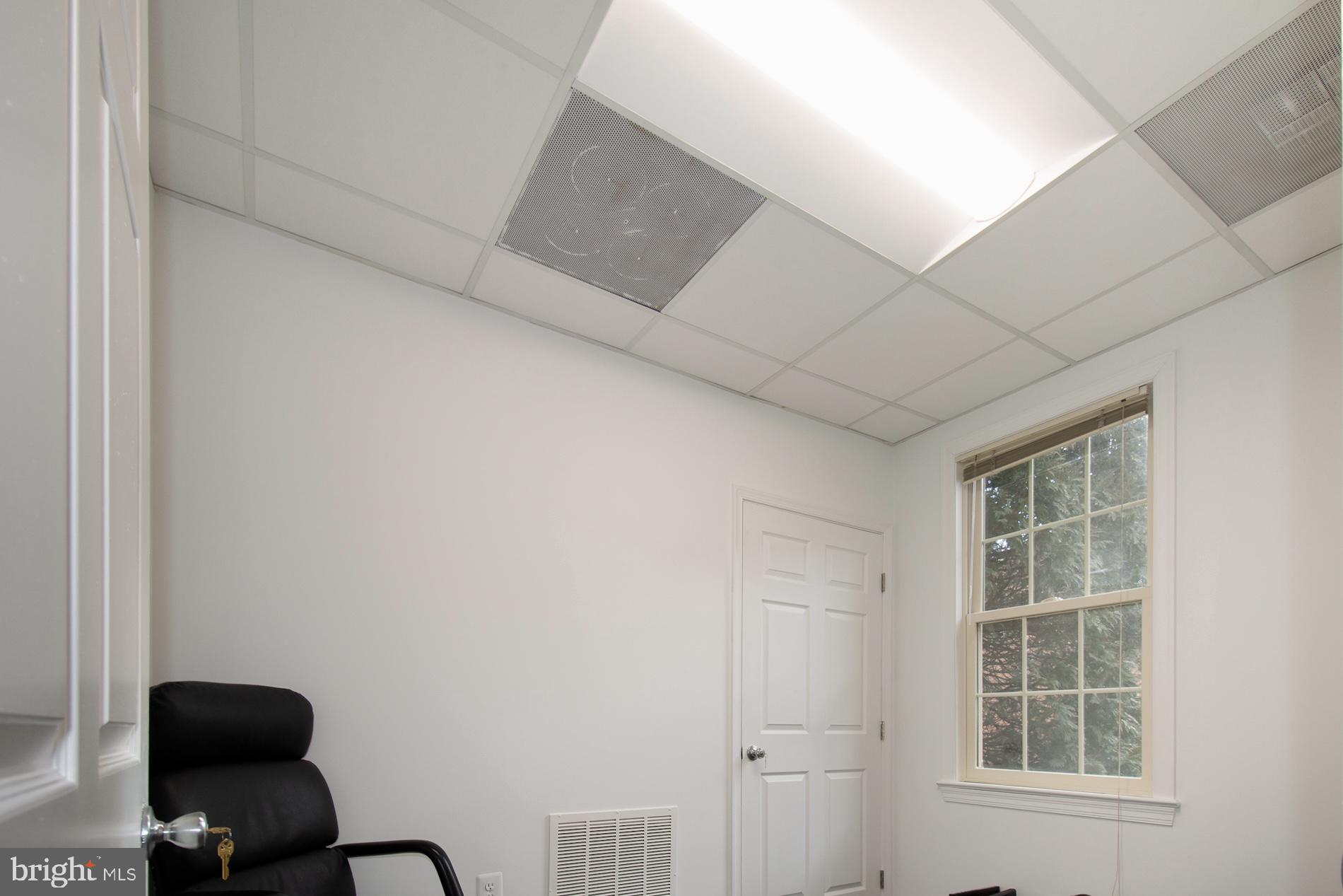 PATRIOT SQUARE - Commercial Lease