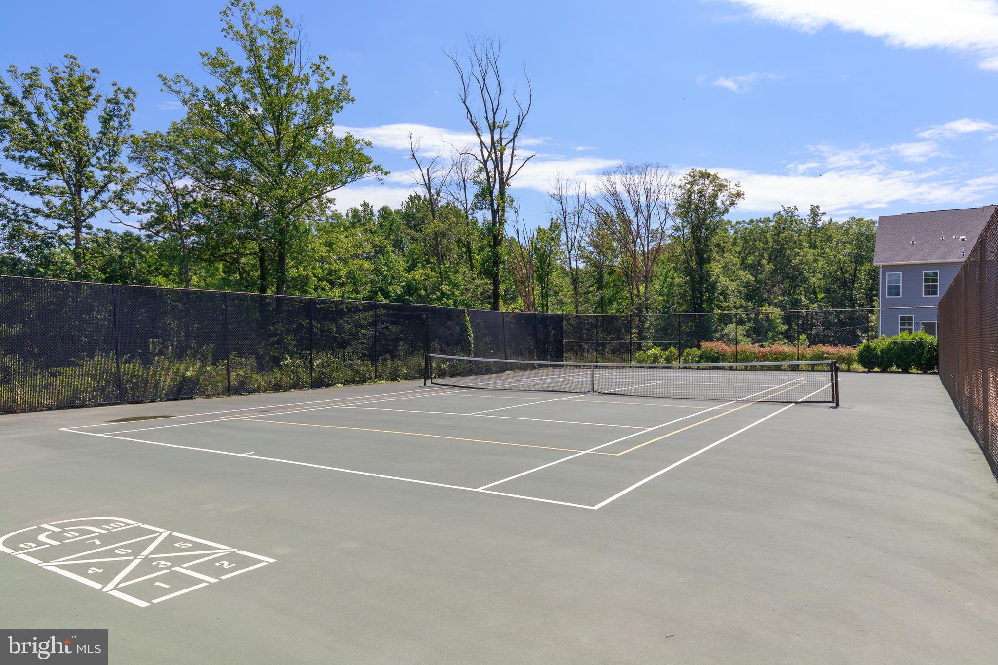 THE ENCLAVE AT ARUNDEL PRESERVE - Residential