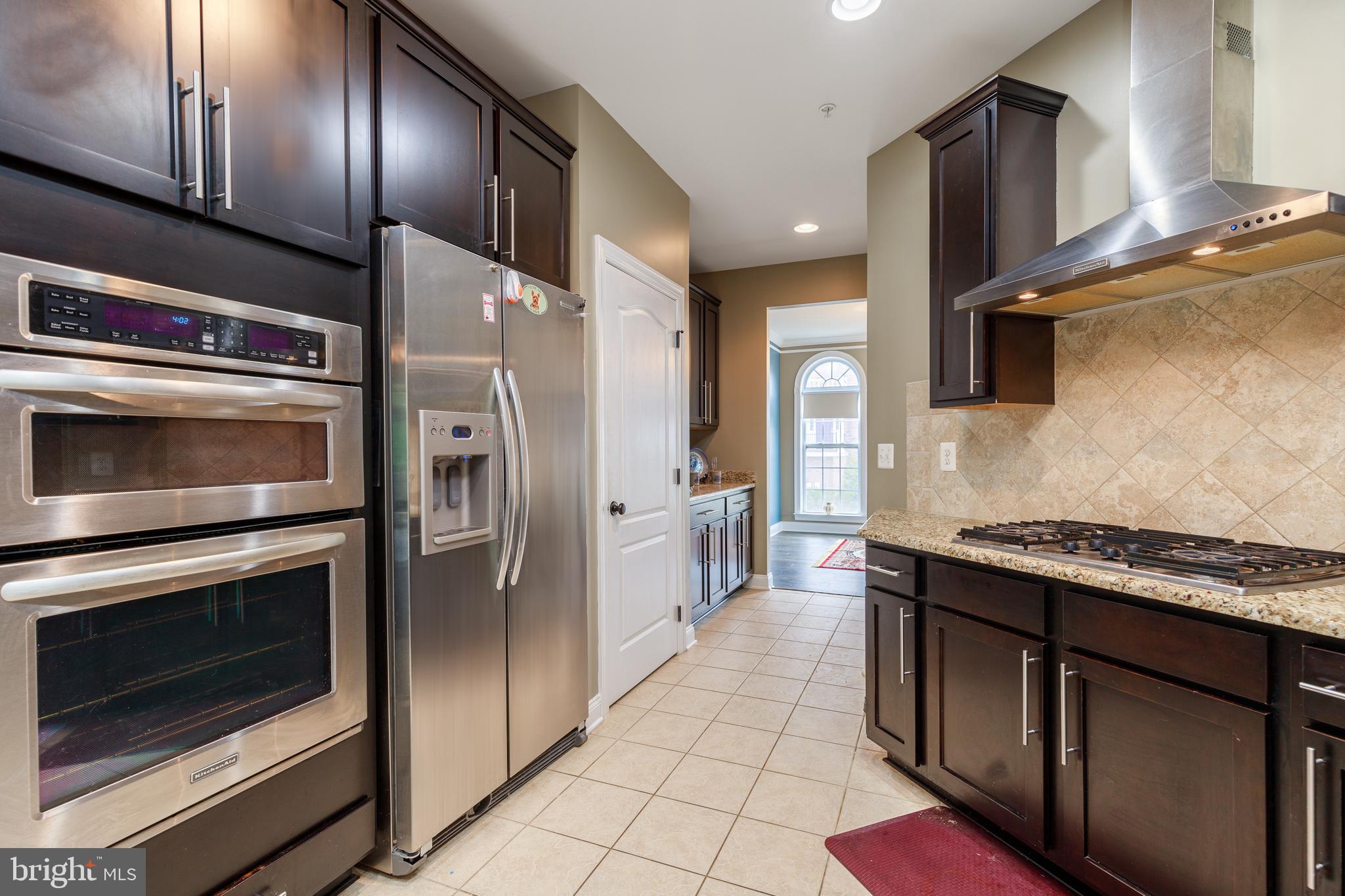 THE ENCLAVE AT ARUNDEL PRESERVE - Residential