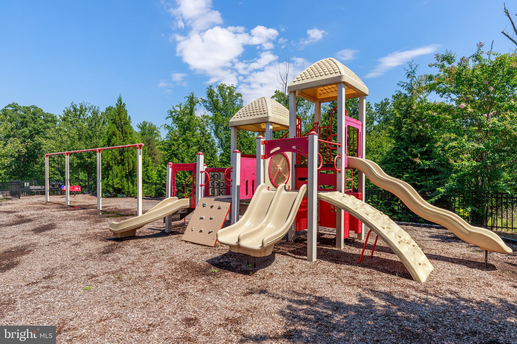 THE ENCLAVE AT ARUNDEL PRESERVE - Residential