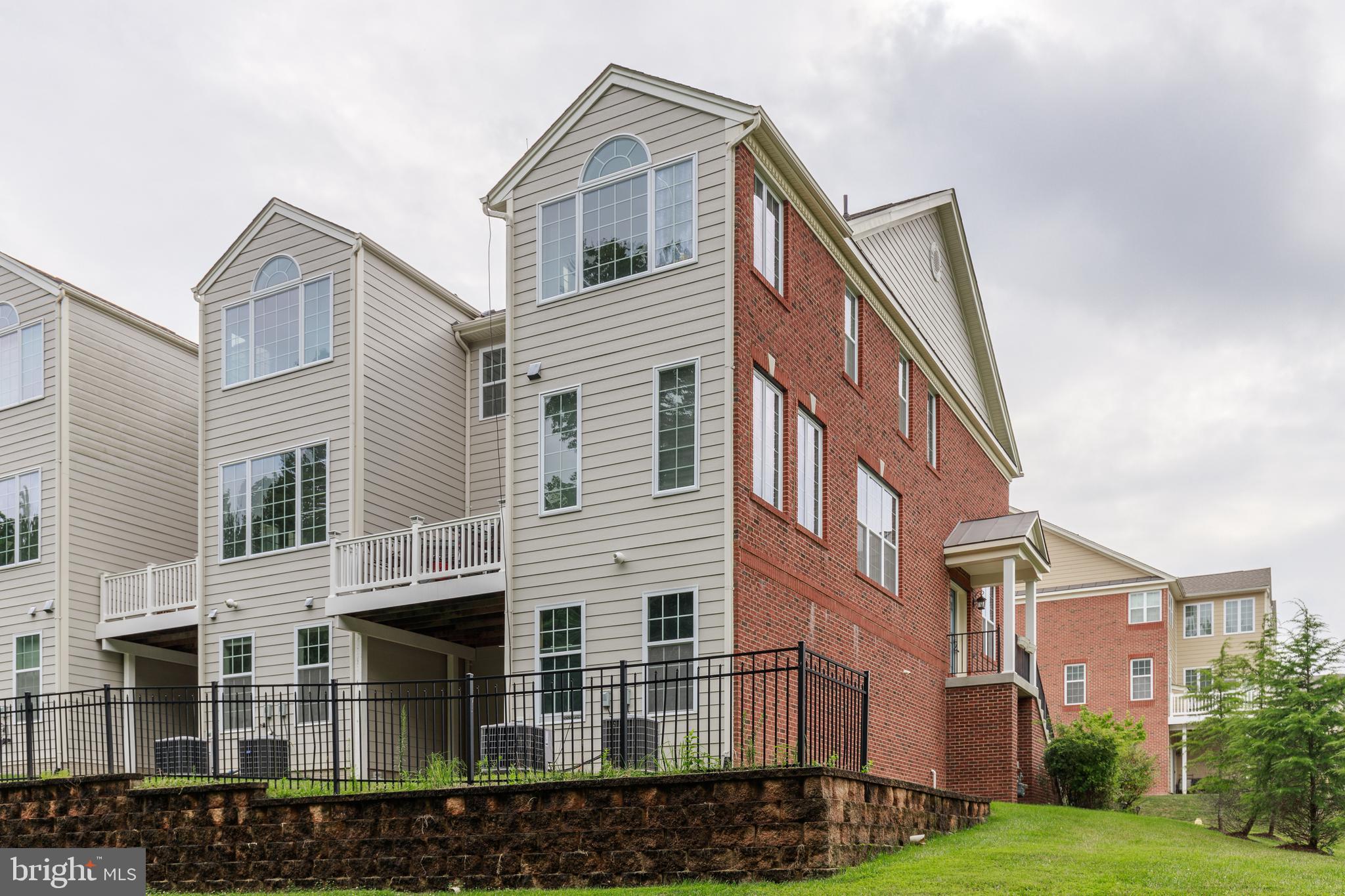 THE ENCLAVE AT ARUNDEL PRESERVE - Residential