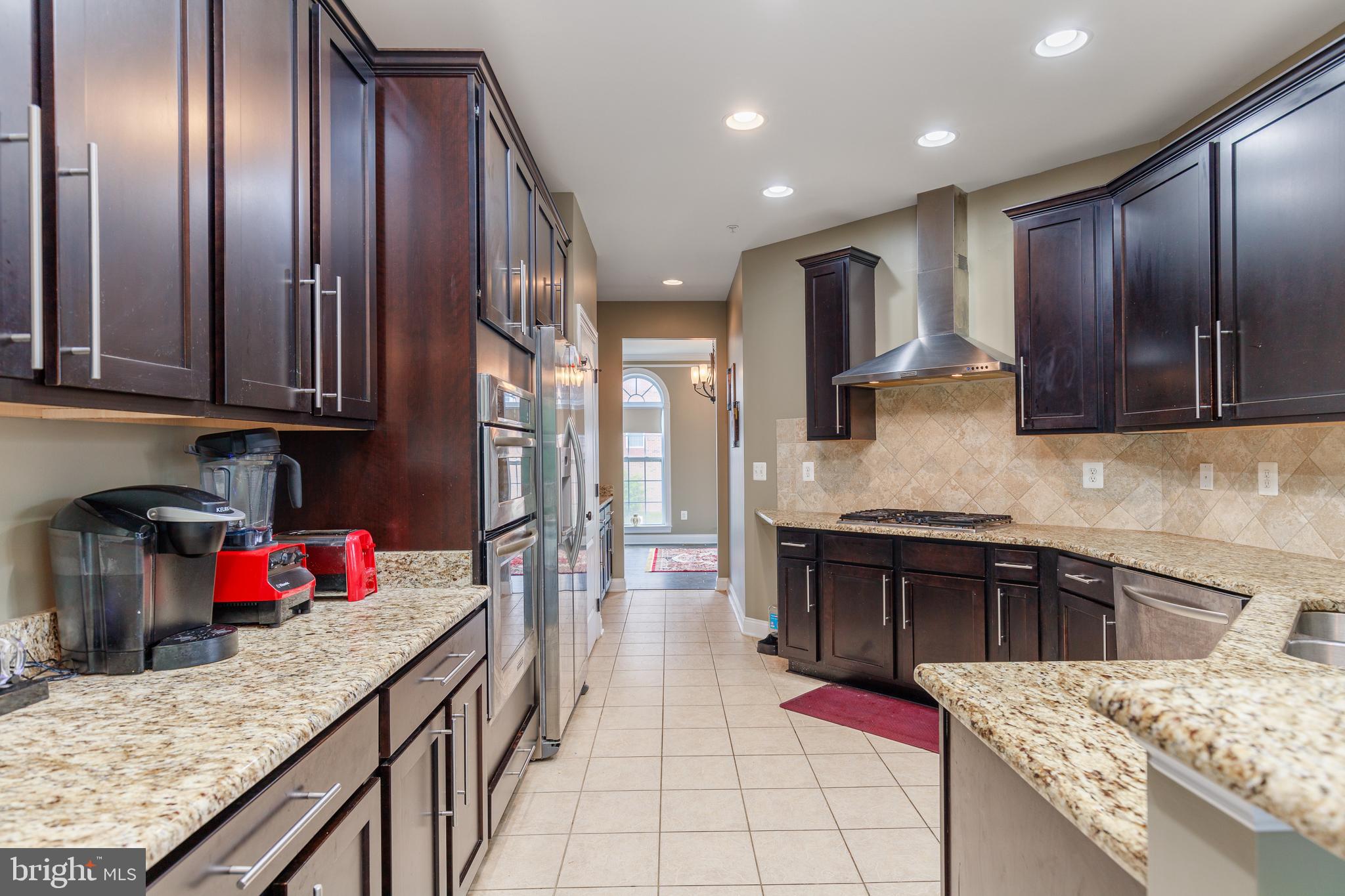 THE ENCLAVE AT ARUNDEL PRESERVE - Residential