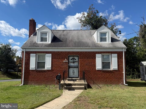 Photo of 5000 56th Place, HYATTSVILLE, MD 20781 (MLS # MDPG2221614)