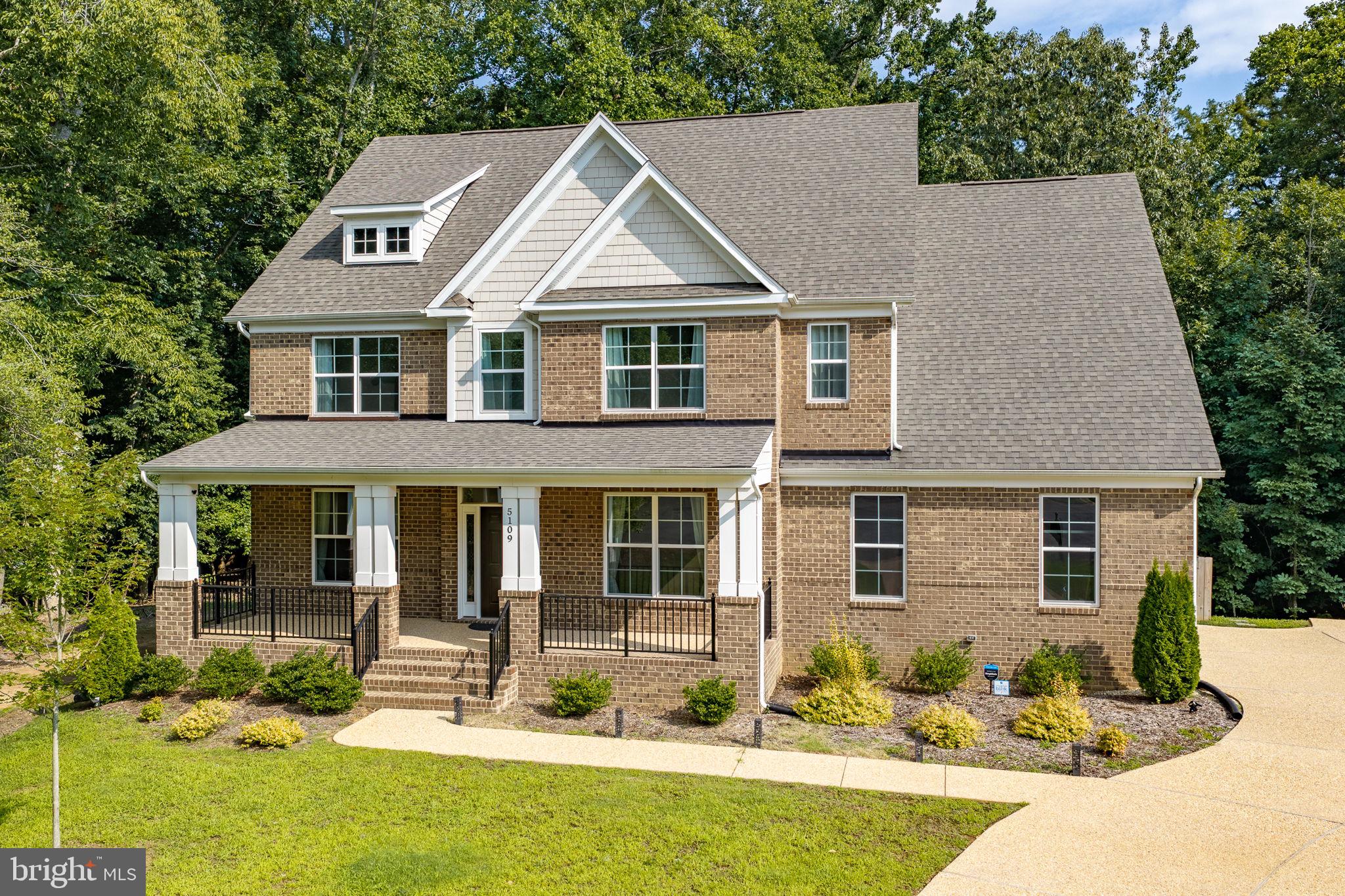 5109 SHORELINE COURT