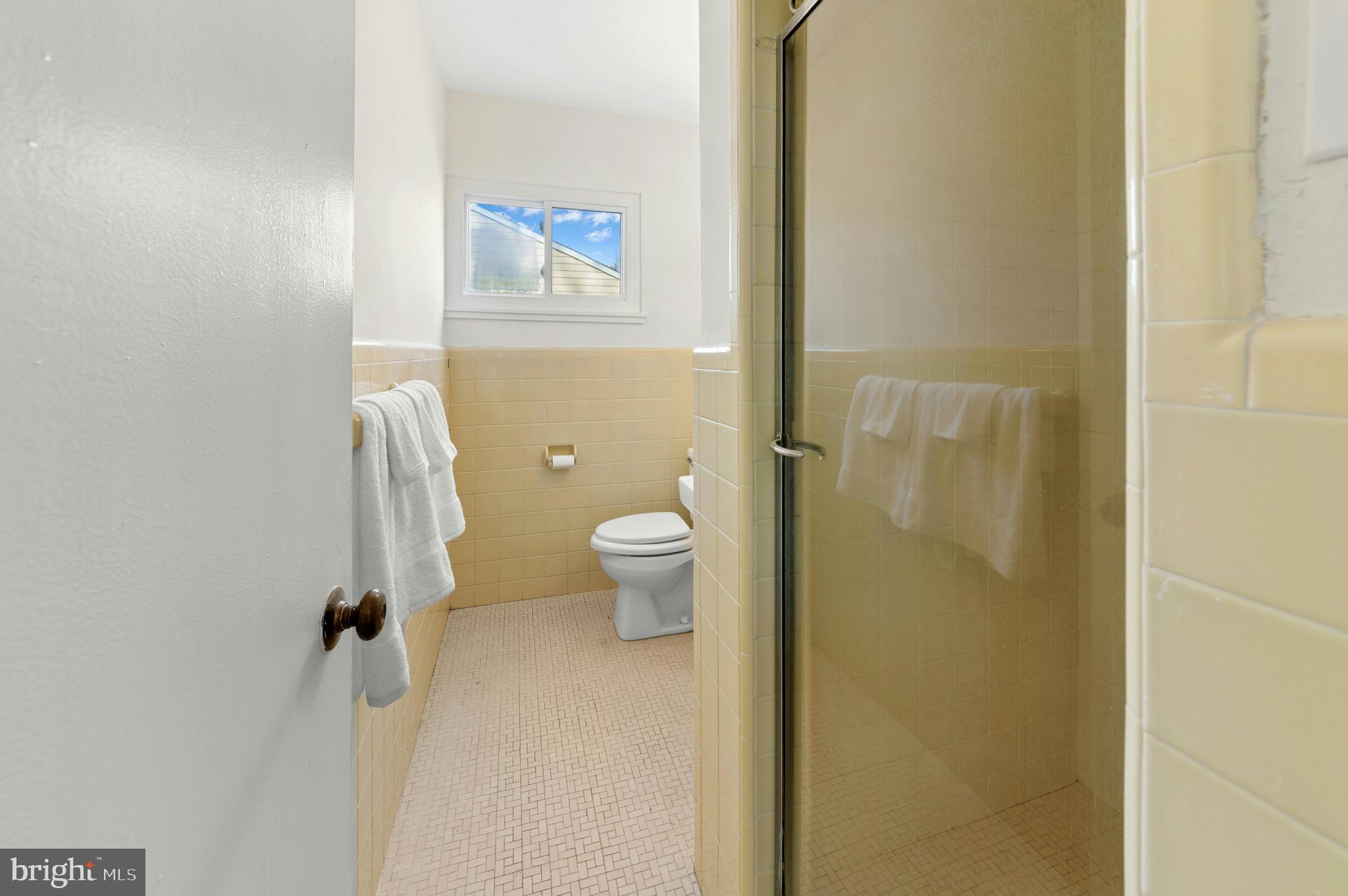 MEADOW BROOK - Residential