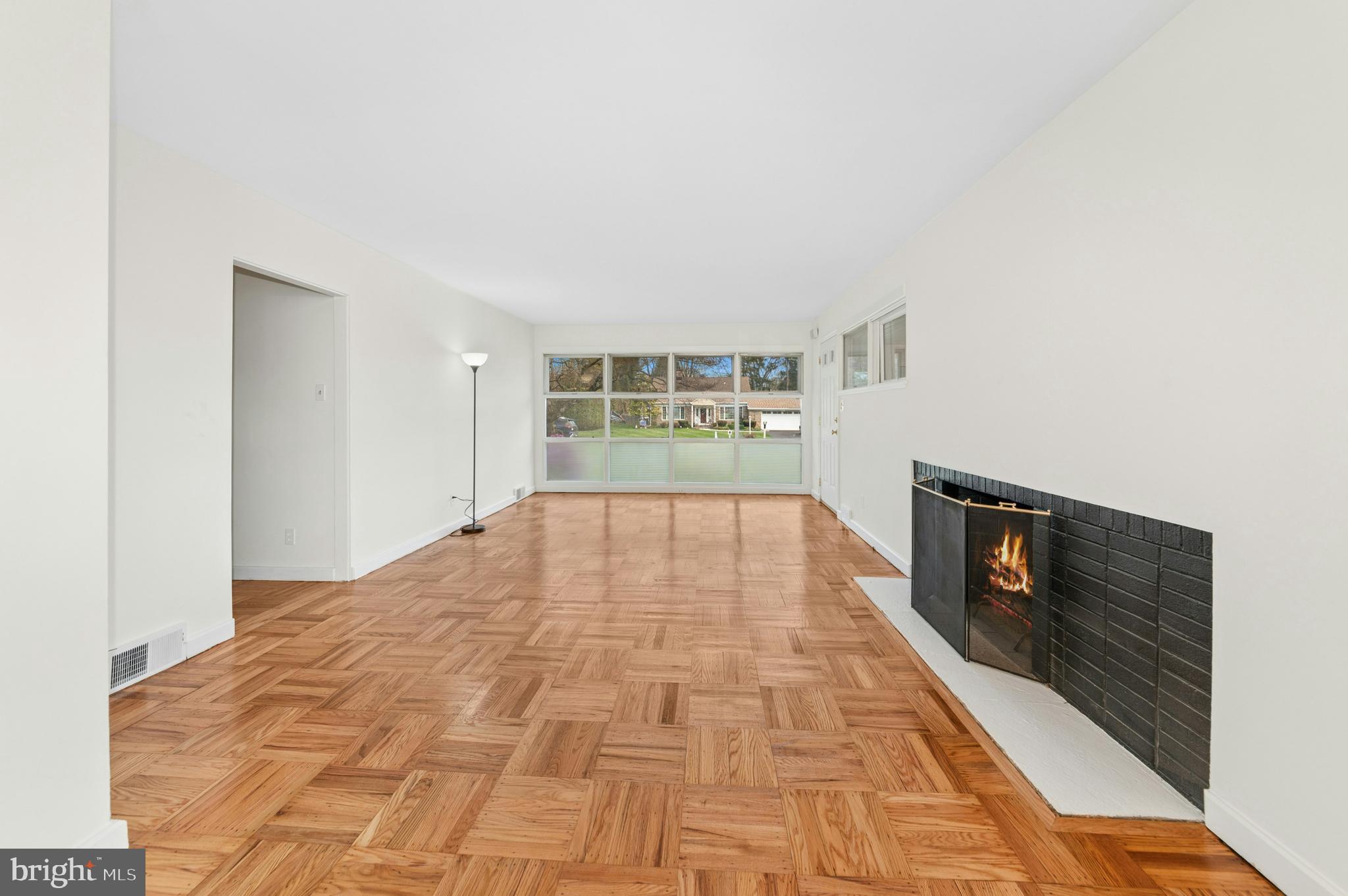 MEADOW BROOK - Residential