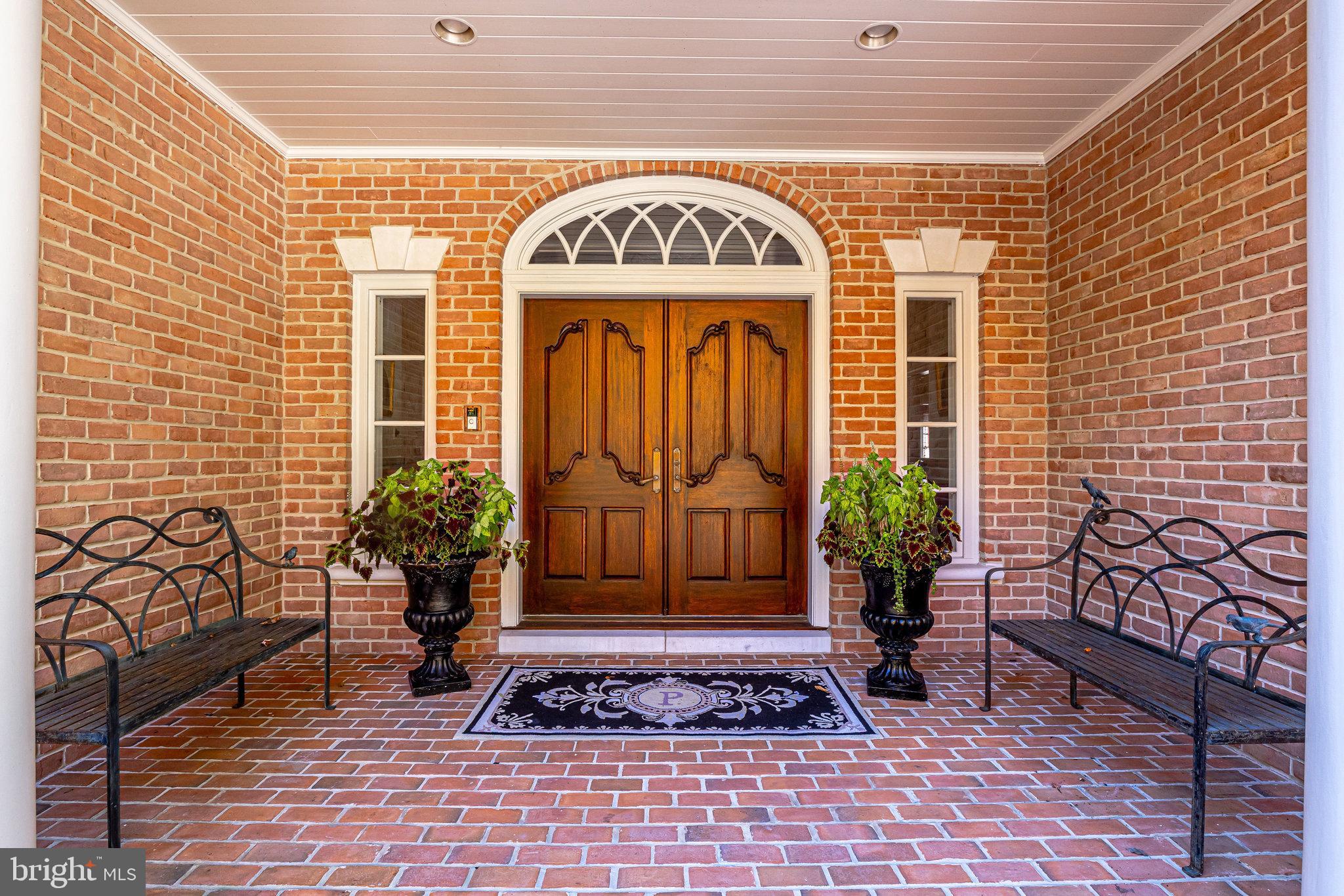 FALCON RIDGE - Residential