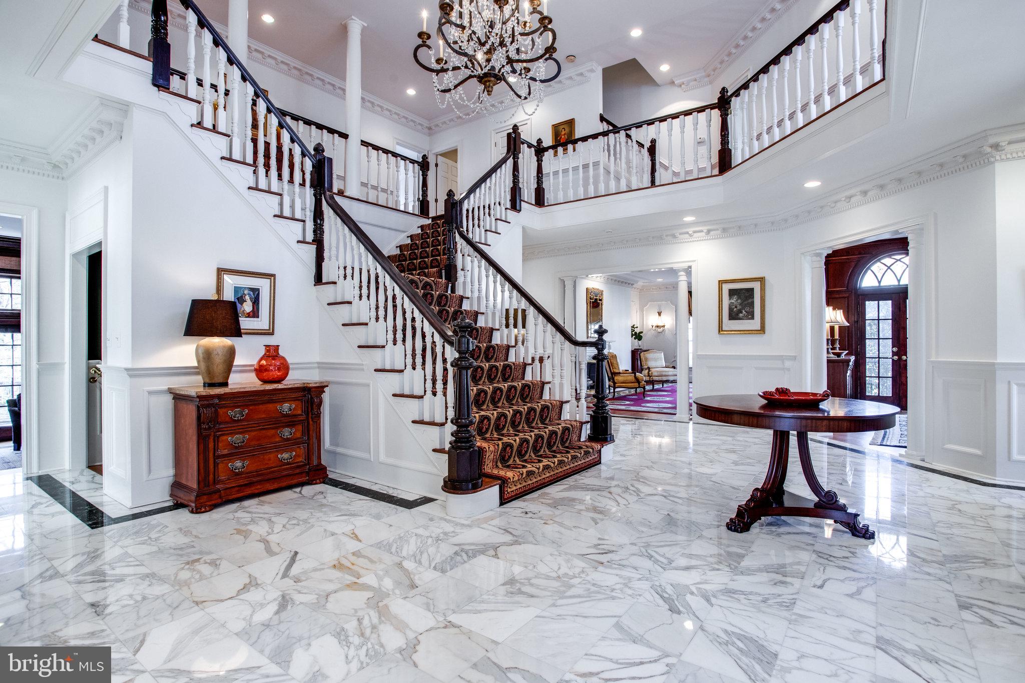 FALCON RIDGE - Residential