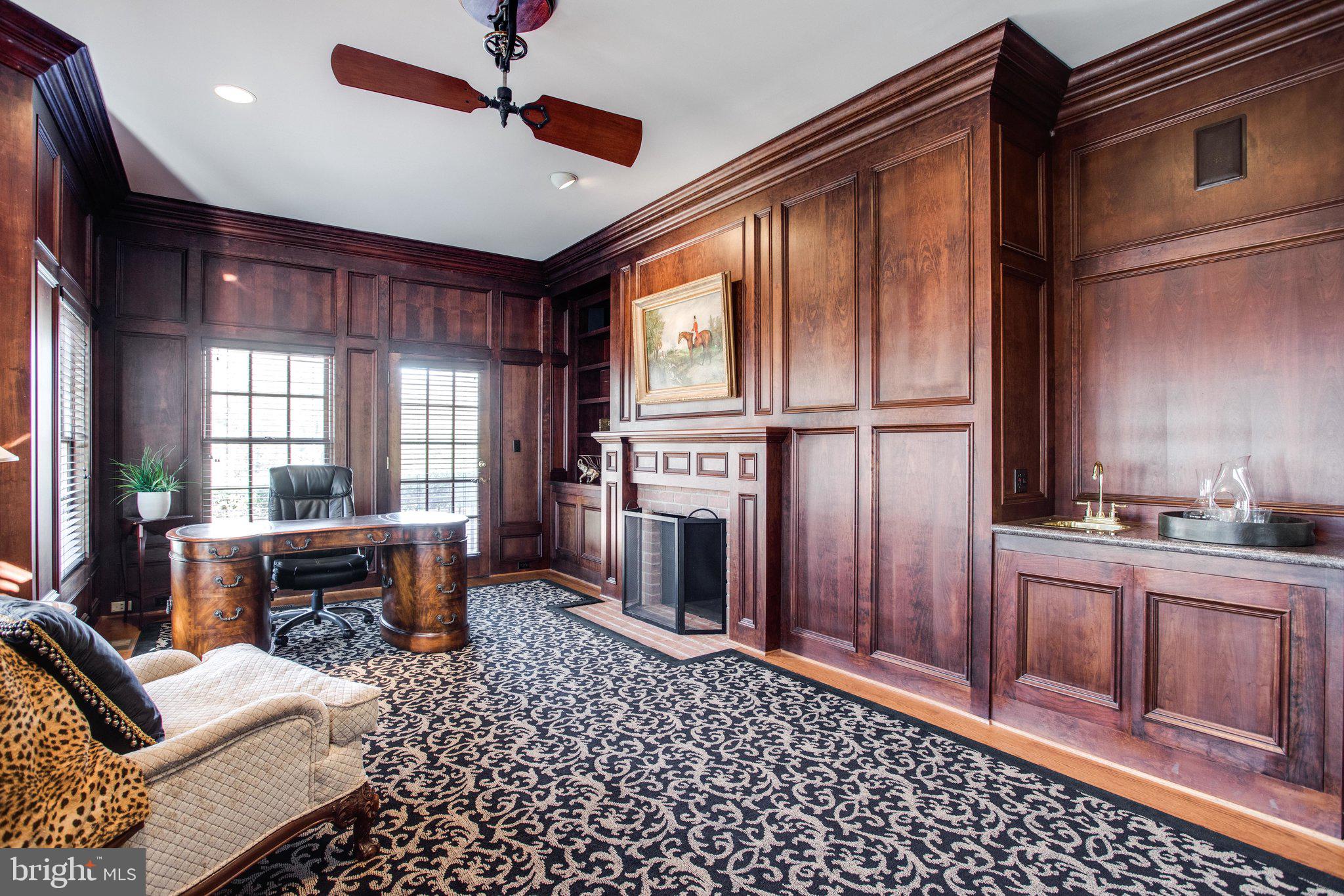 FALCON RIDGE - Residential