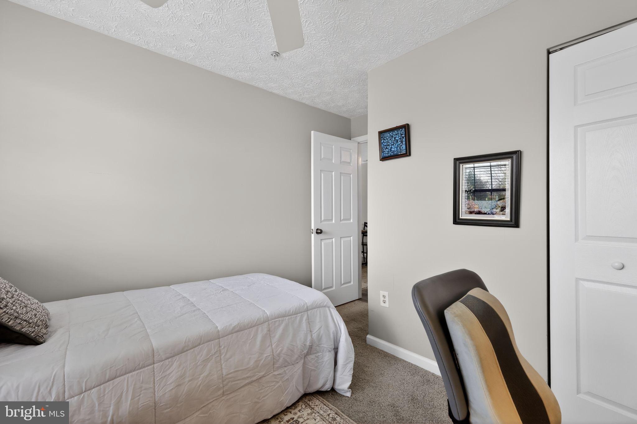 CHESTNUT GABLE - Residential