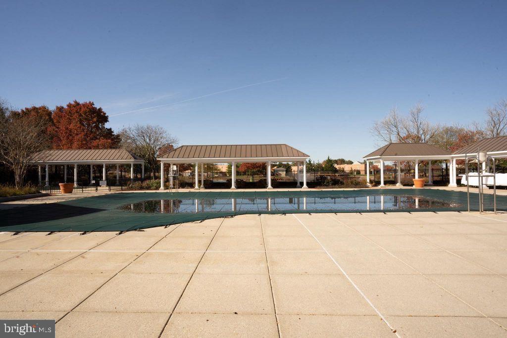 CHESTNUT GABLE - Residential