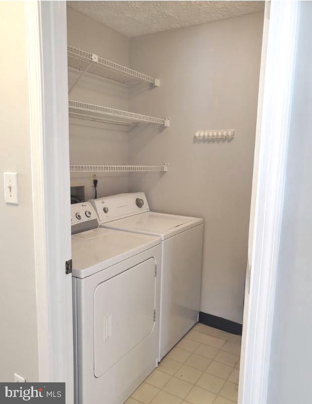 CHESTNUT GABLE - Residential