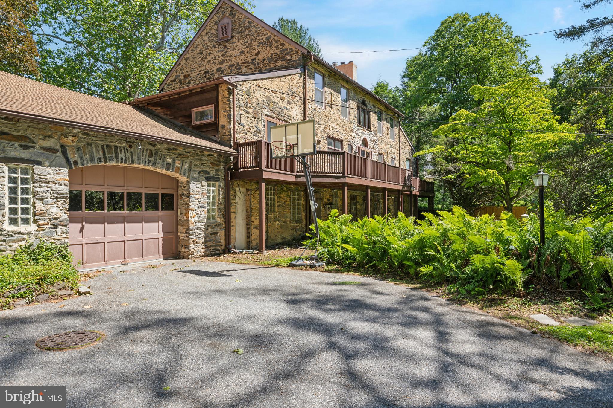 GLADWYNE - Residential Lease