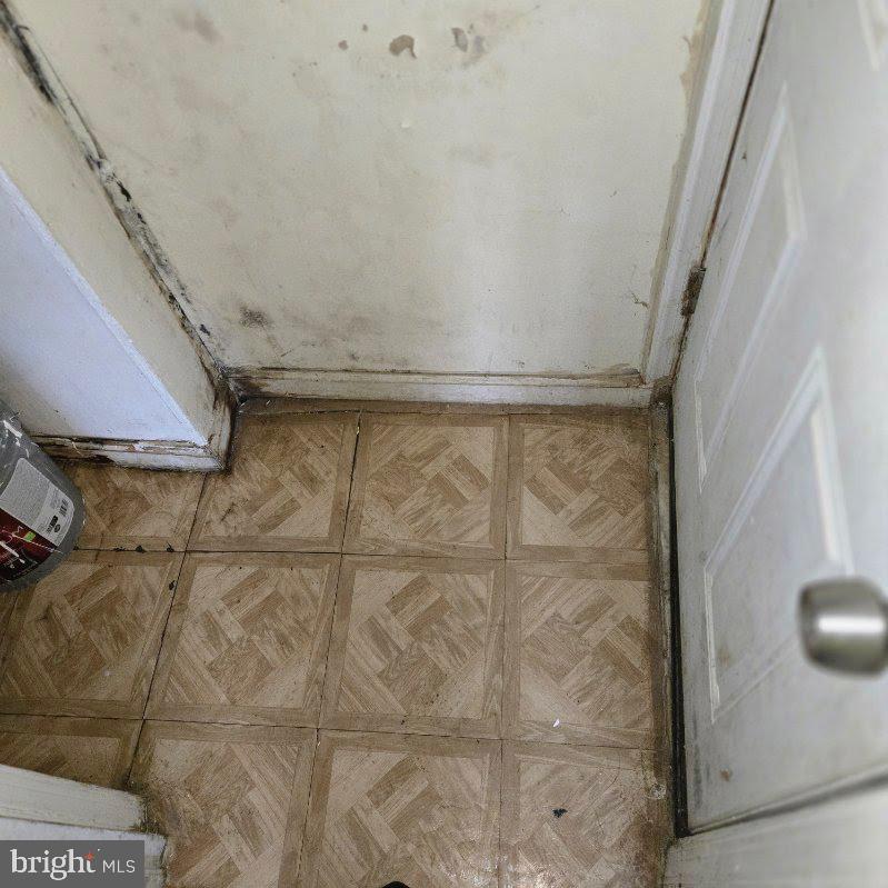 FRANKFORD - Residential