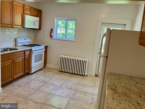 Townhouse For Rent - 714 Magill Ave<br/> Camden County, COLLINGSWOOD, NJ 08107