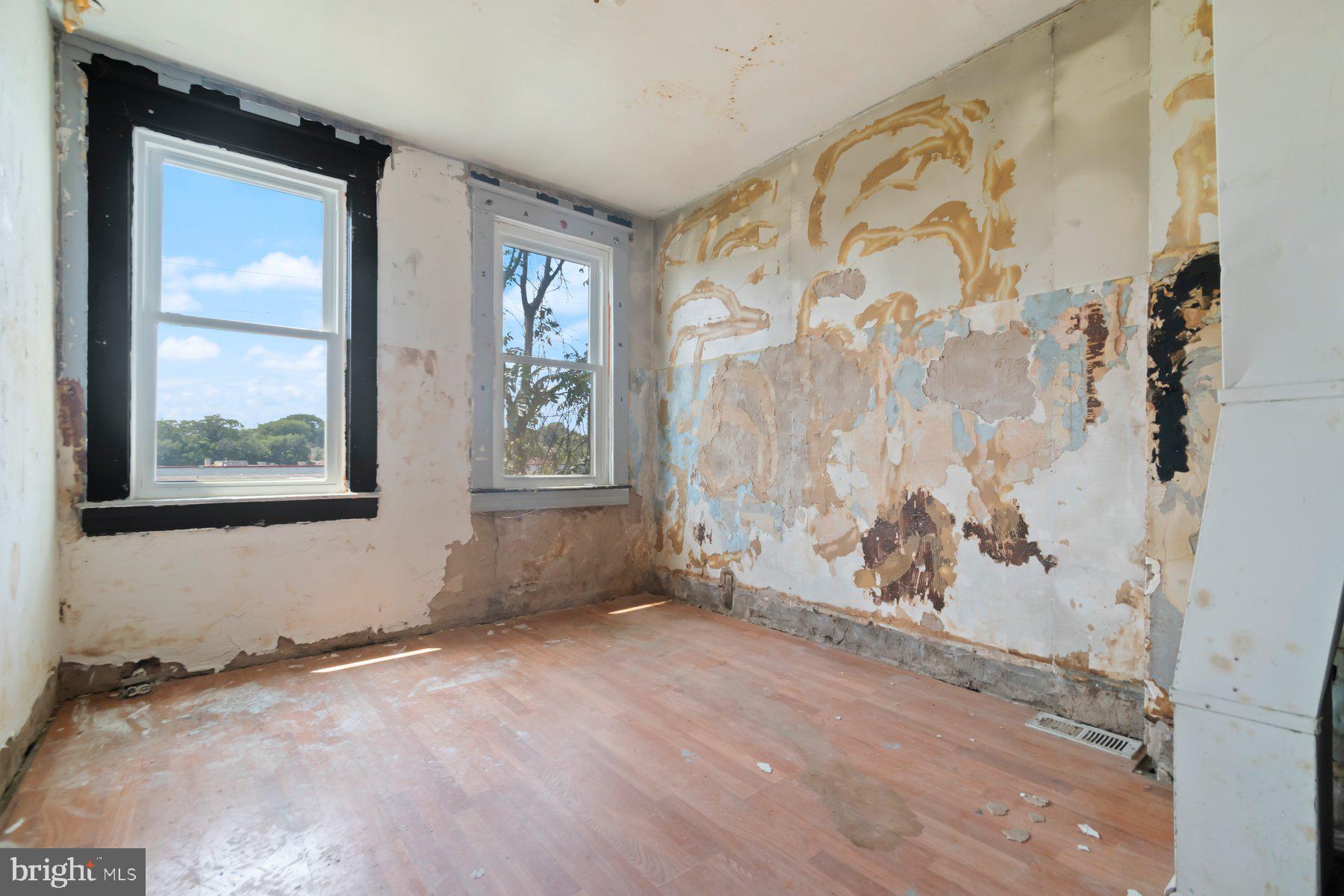 MILL HILL - Residential