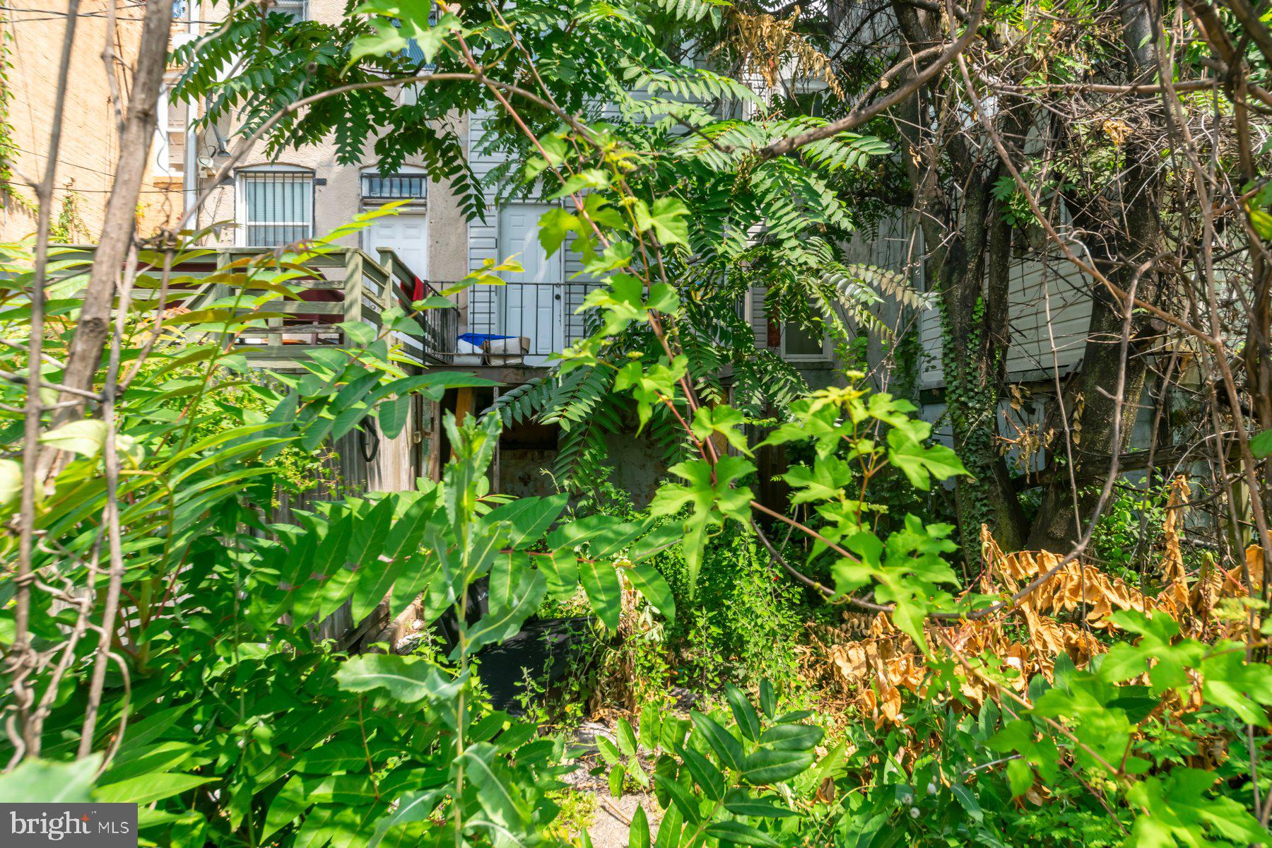 MILL HILL - Residential