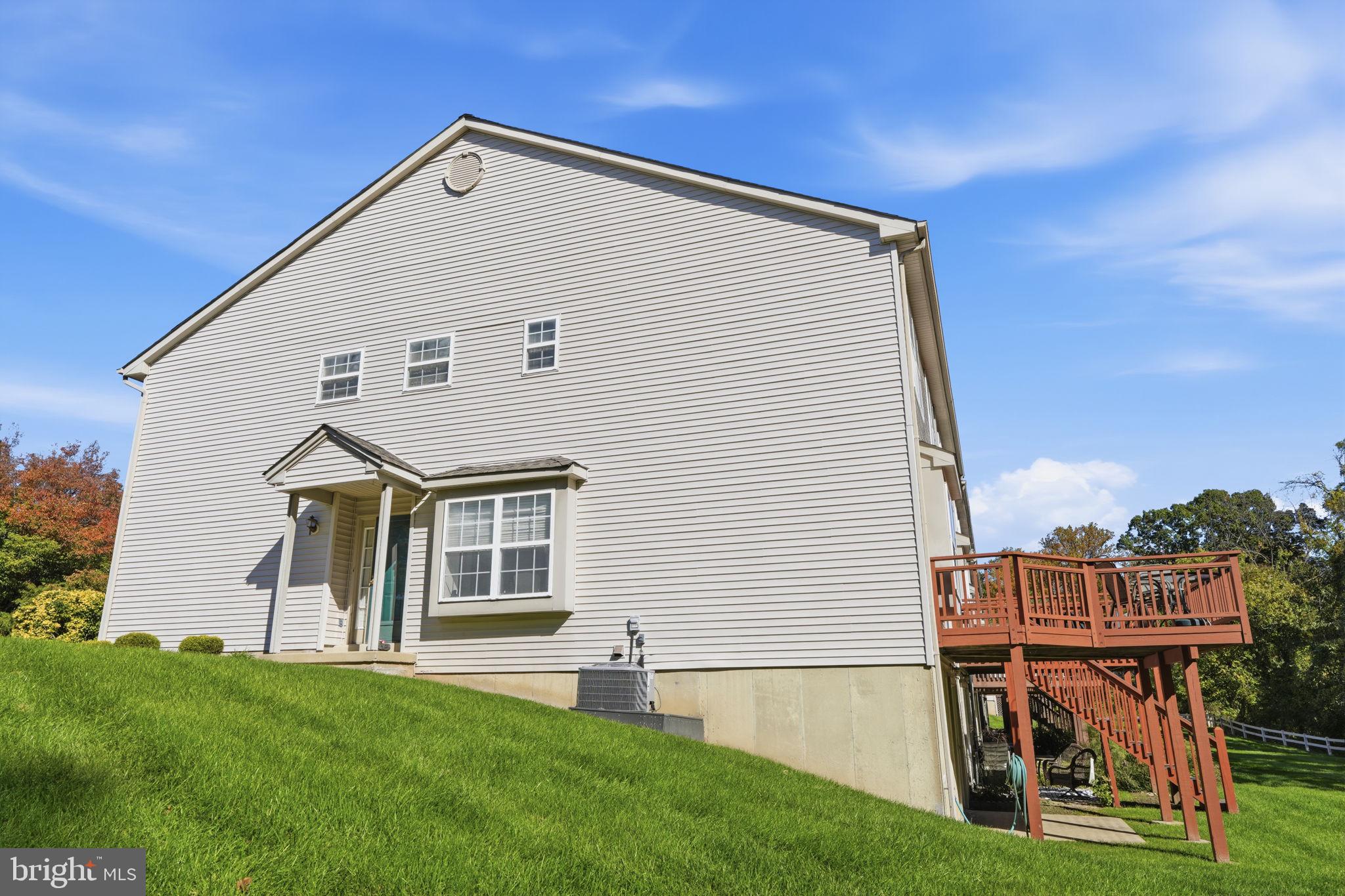 435 NICHOLAS DRIVE