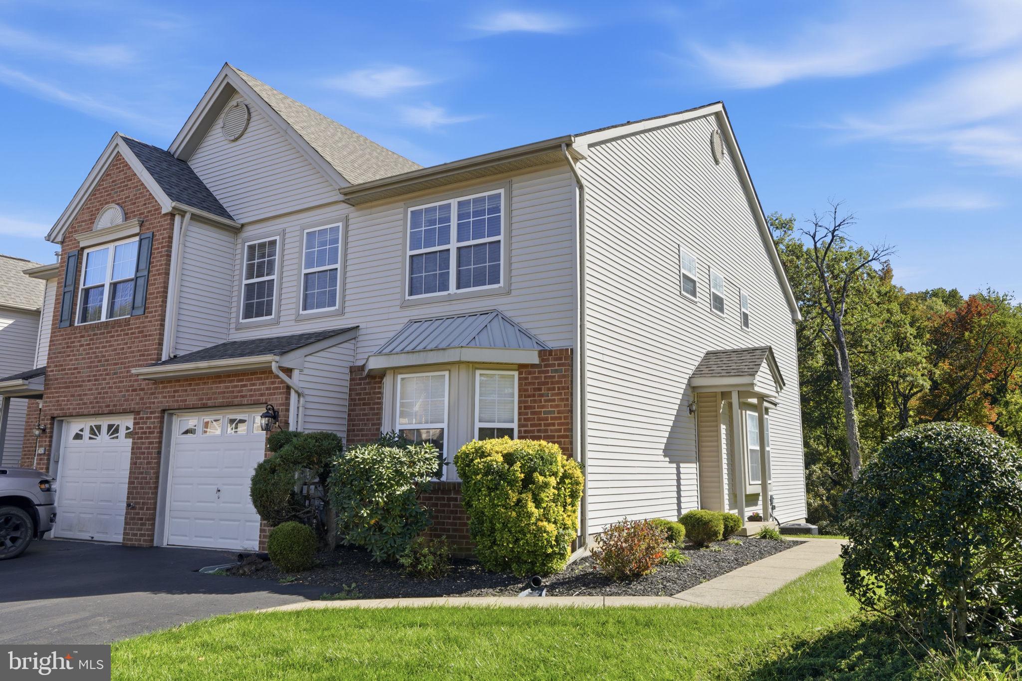 435 NICHOLAS DRIVE
