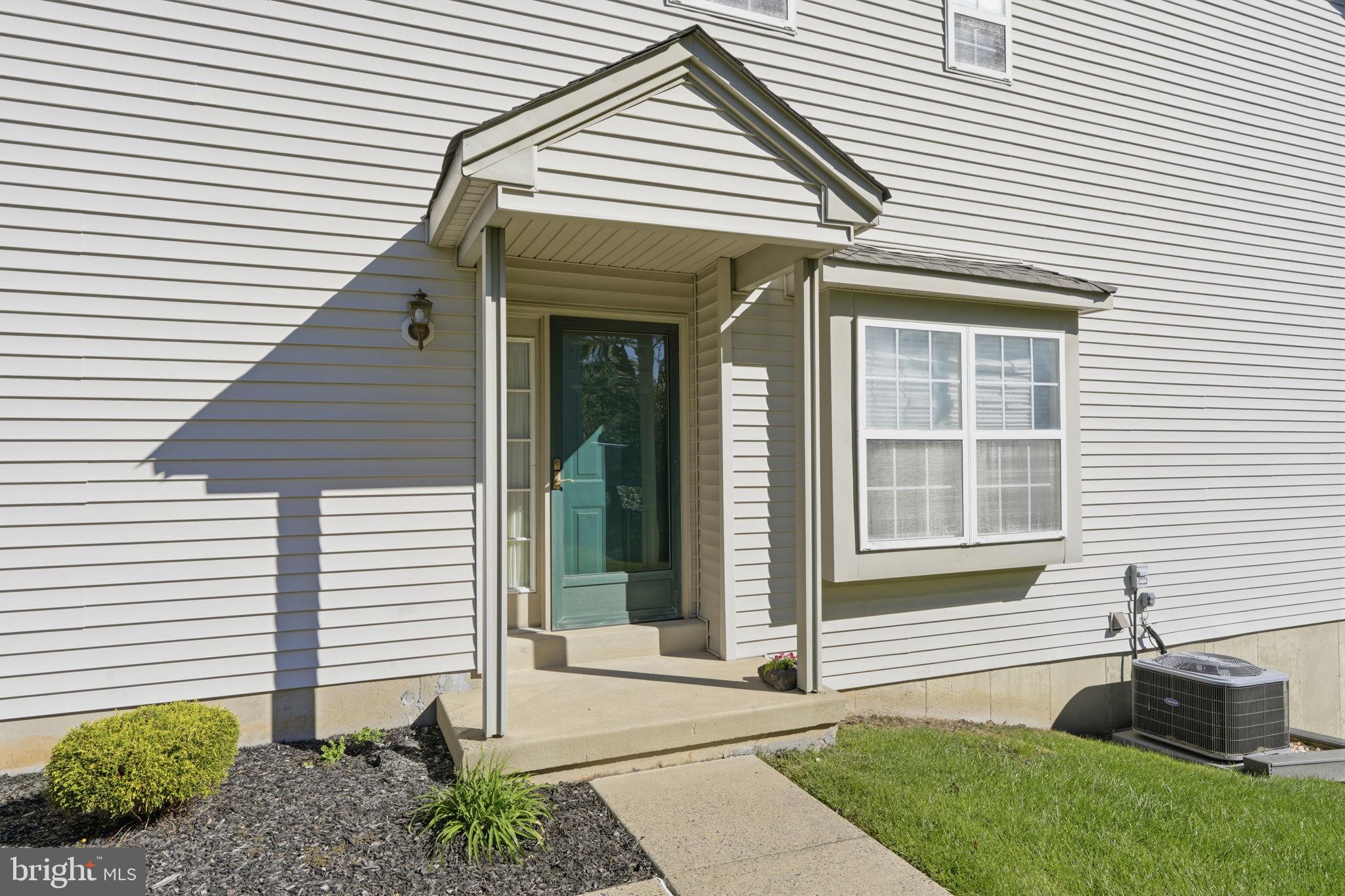 435 NICHOLAS DRIVE