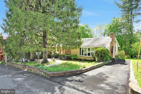 16 LOWER ROAD TAMAQUA PA 18252