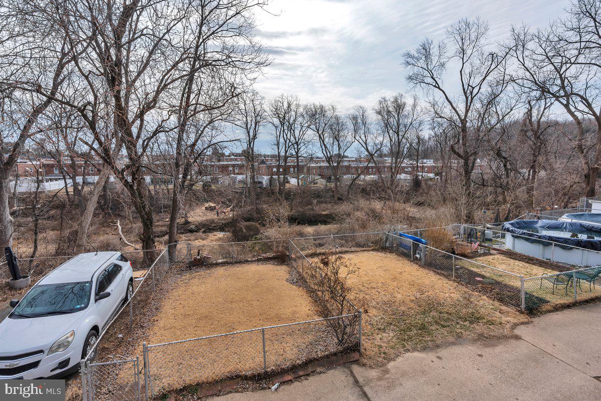 HOLME CIRCLE - Residential